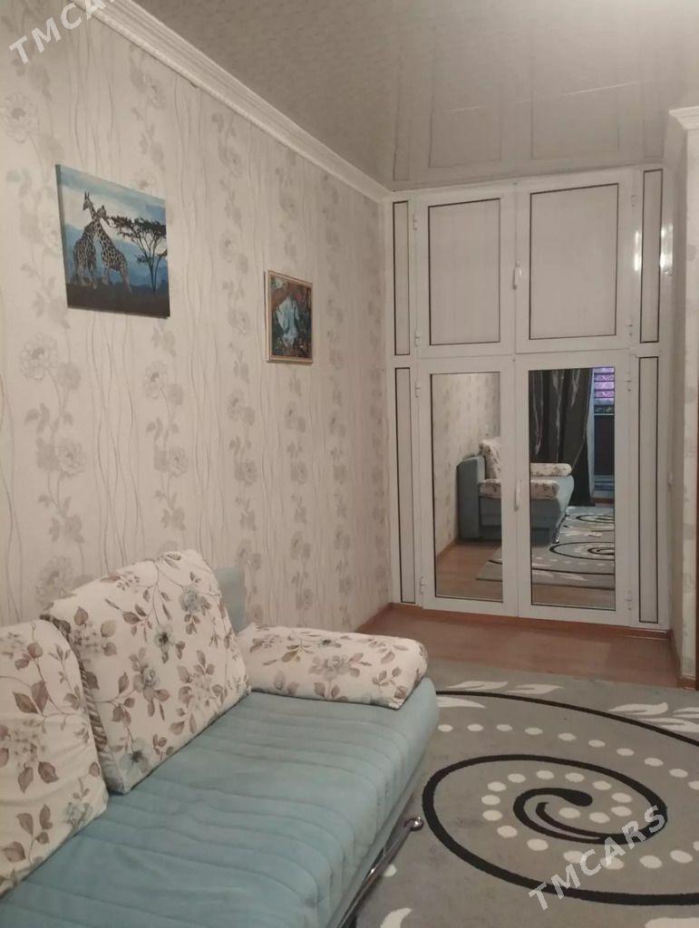 Eyesi Bolgarka 1 komnot Srocno - Ашхабад - img 1
