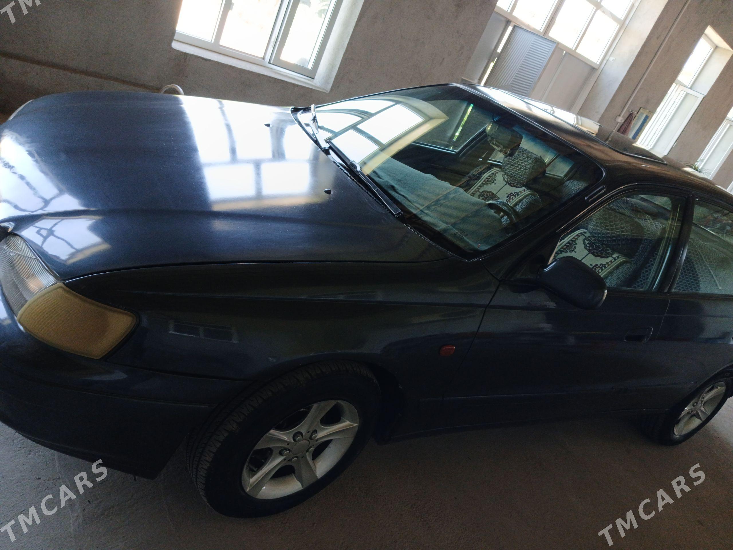 Toyota Carina 1995 - 90 000 TMT - Çärjew - img 1