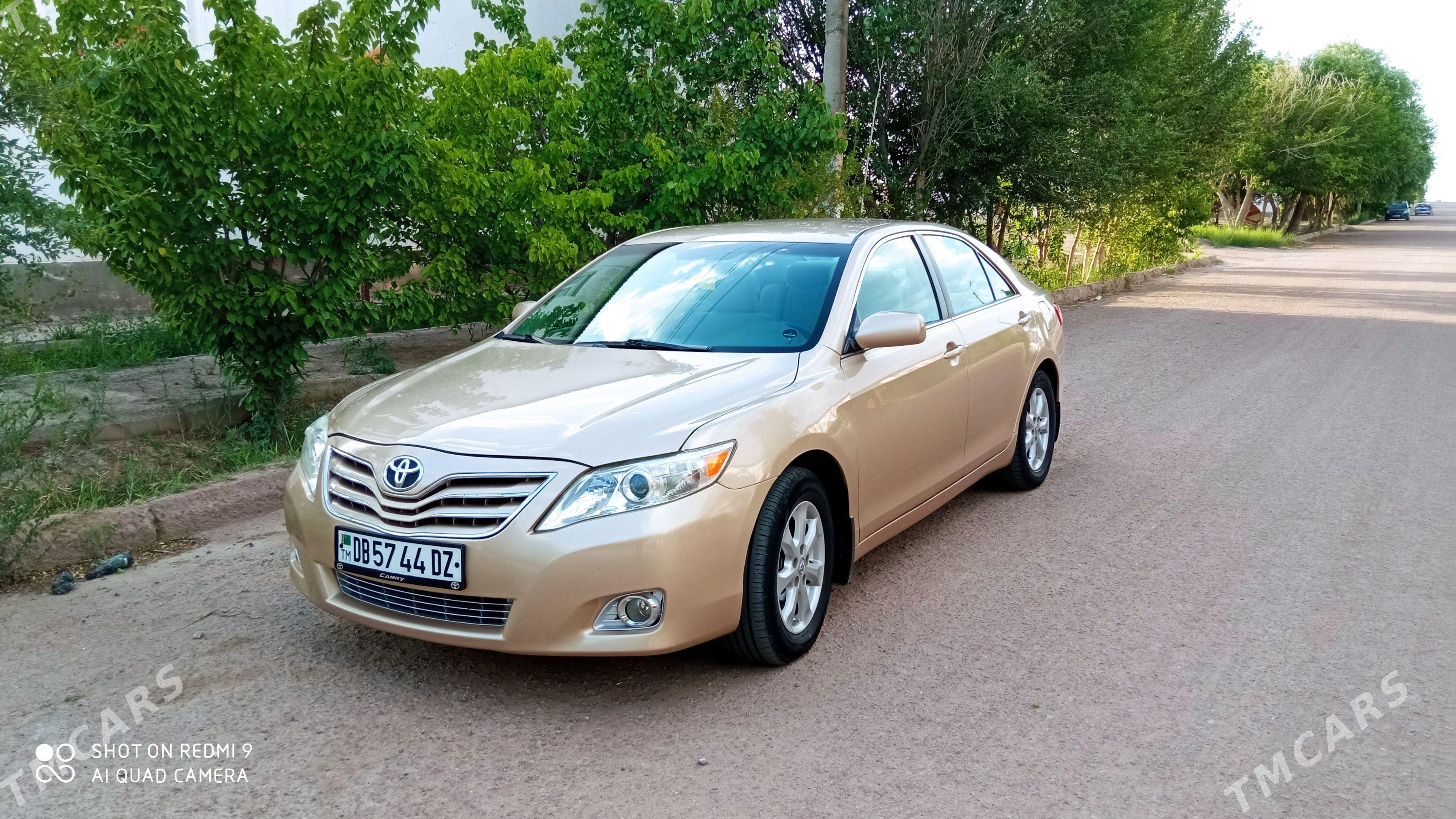Toyota Camry 2010 - 220 000 TMT - Дашогуз - img 1