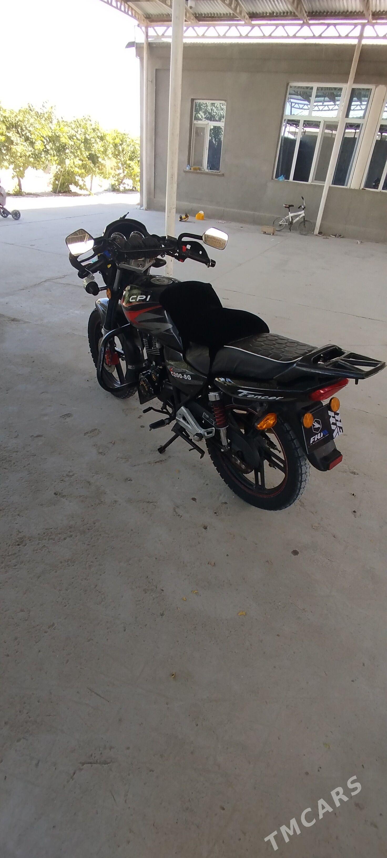 Fekon FK200-14G 2014 - 28 000 TMT - Бахарден - img 1