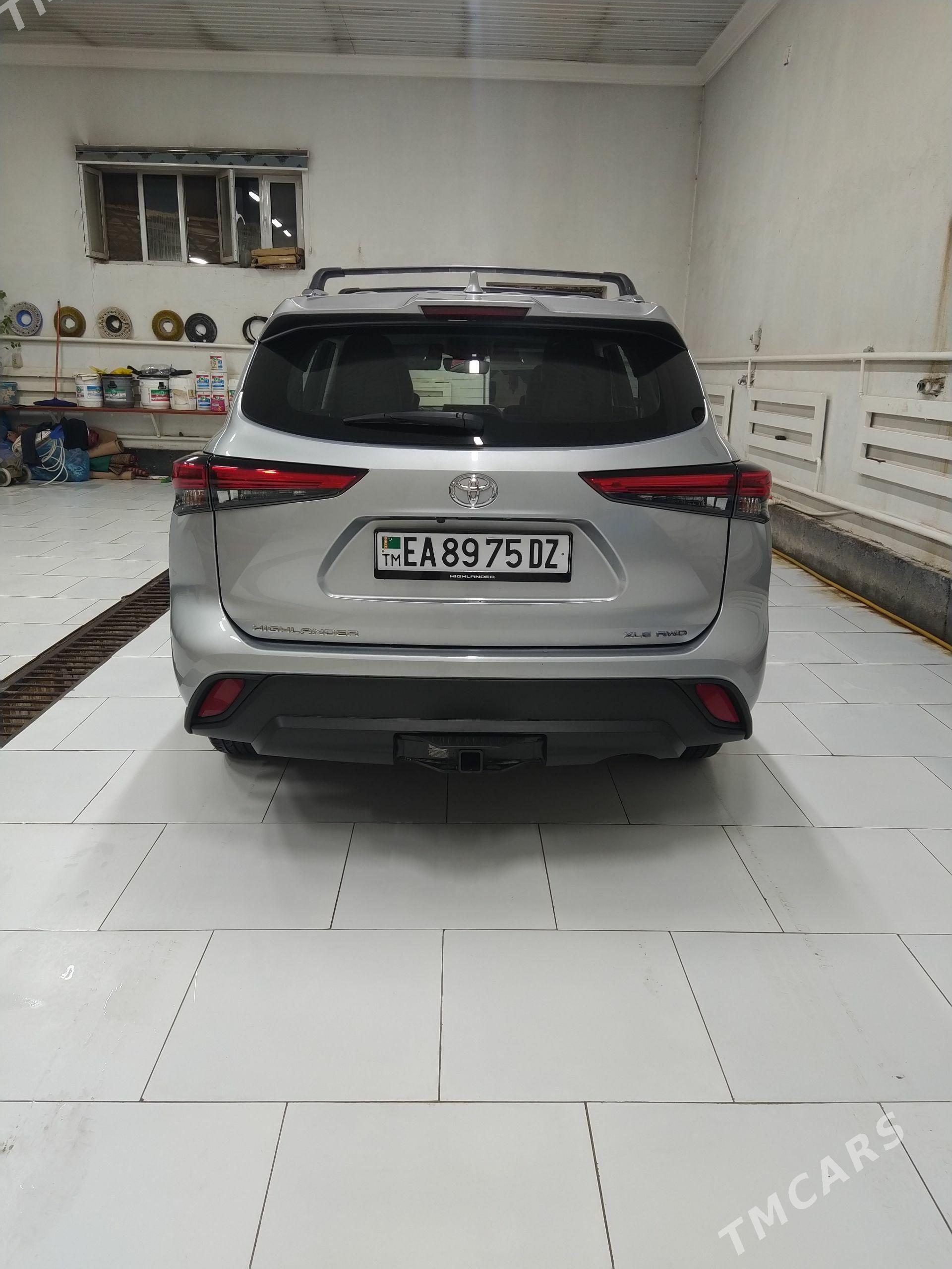 Toyota Highlander 2021 - 560 000 TMT - Köneürgenç - img 1