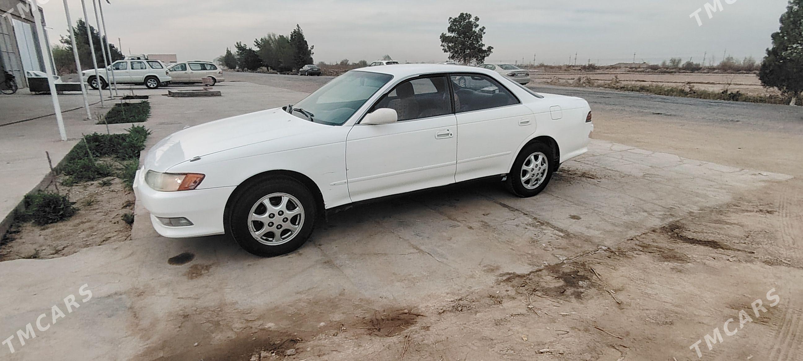 Toyota Mark II 1995 - 60 000 TMT - Мургап - img 1
