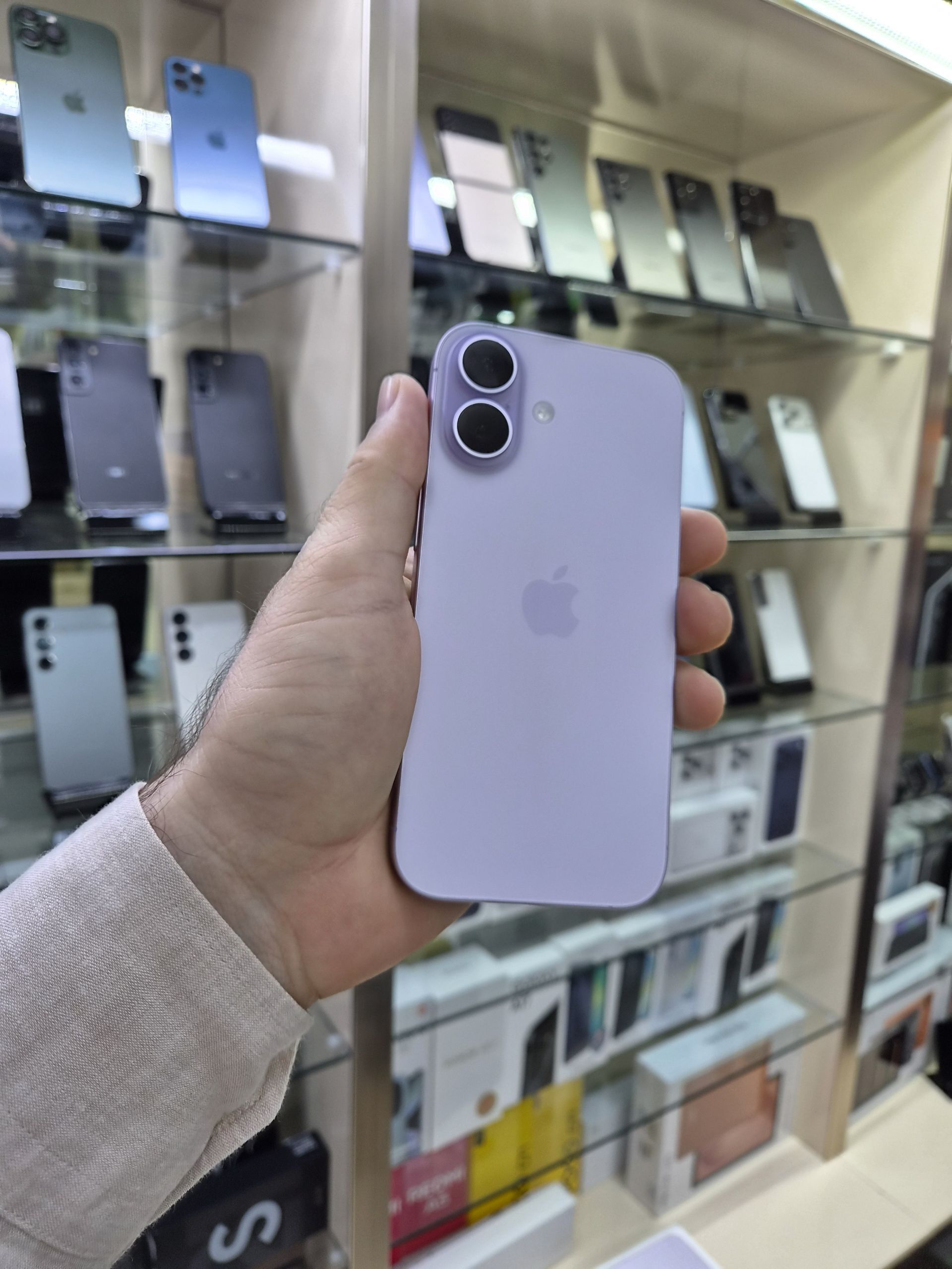 I PHONE 17 - Aşgabat - img 1