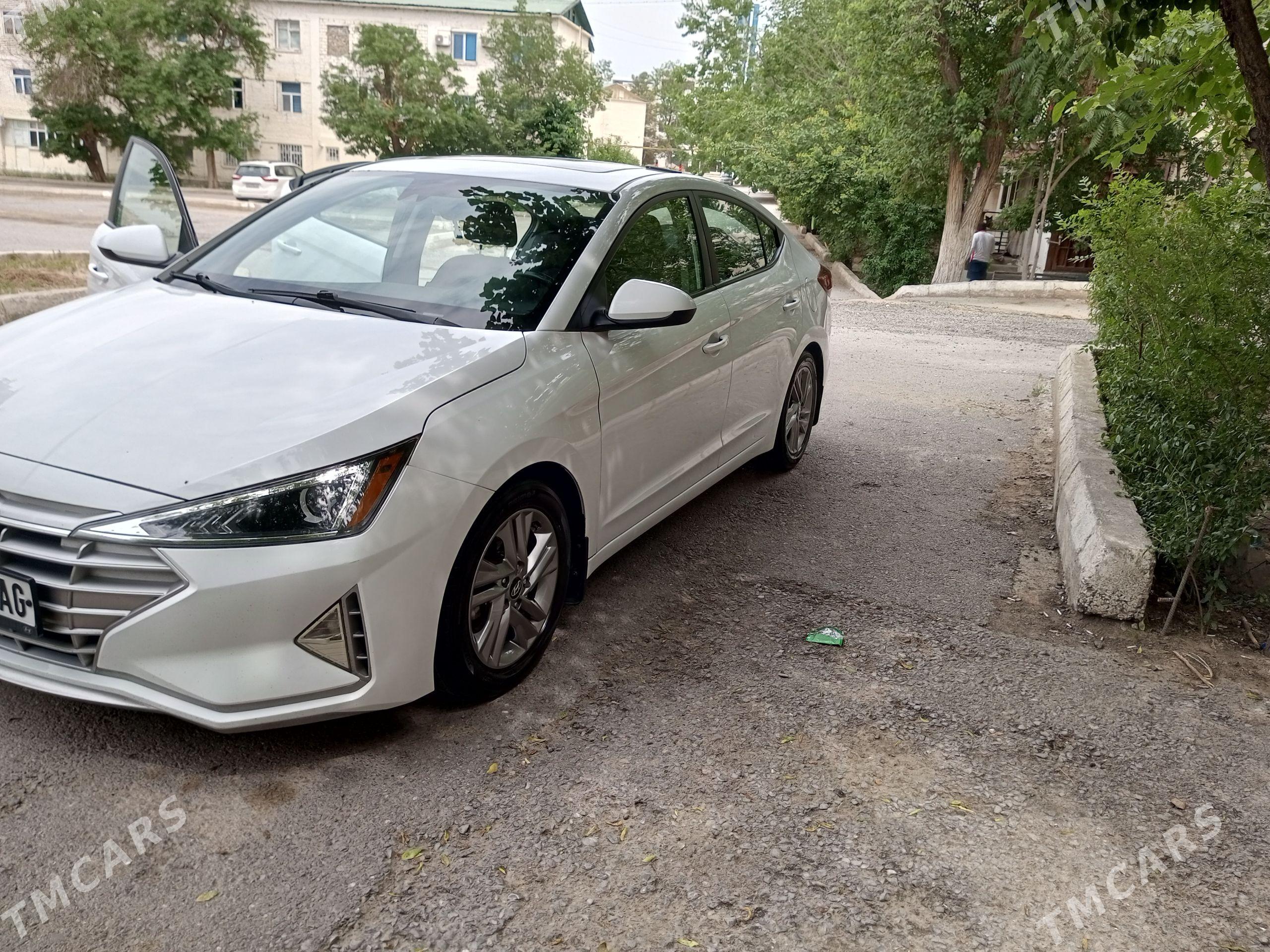 Hyundai Elantra 2019 - 230 000 TMT - Aşgabat - img 1