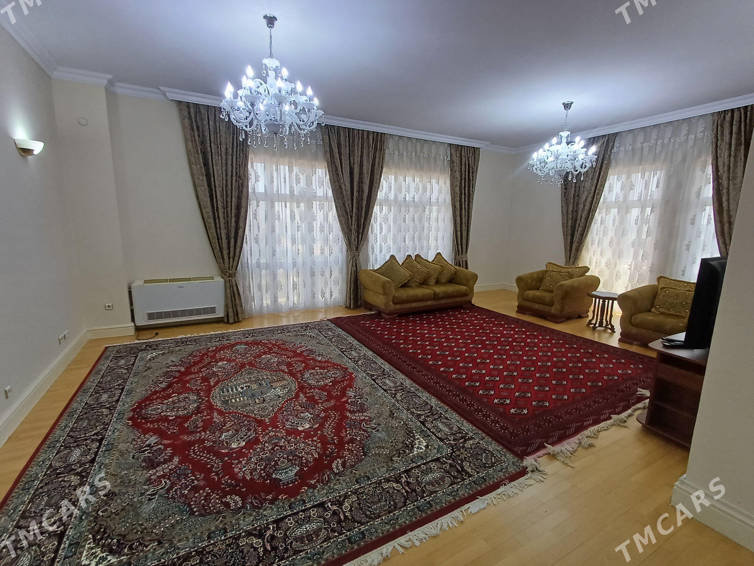 Eyesinden Arcabil kwartira. - Aşgabat - img 1