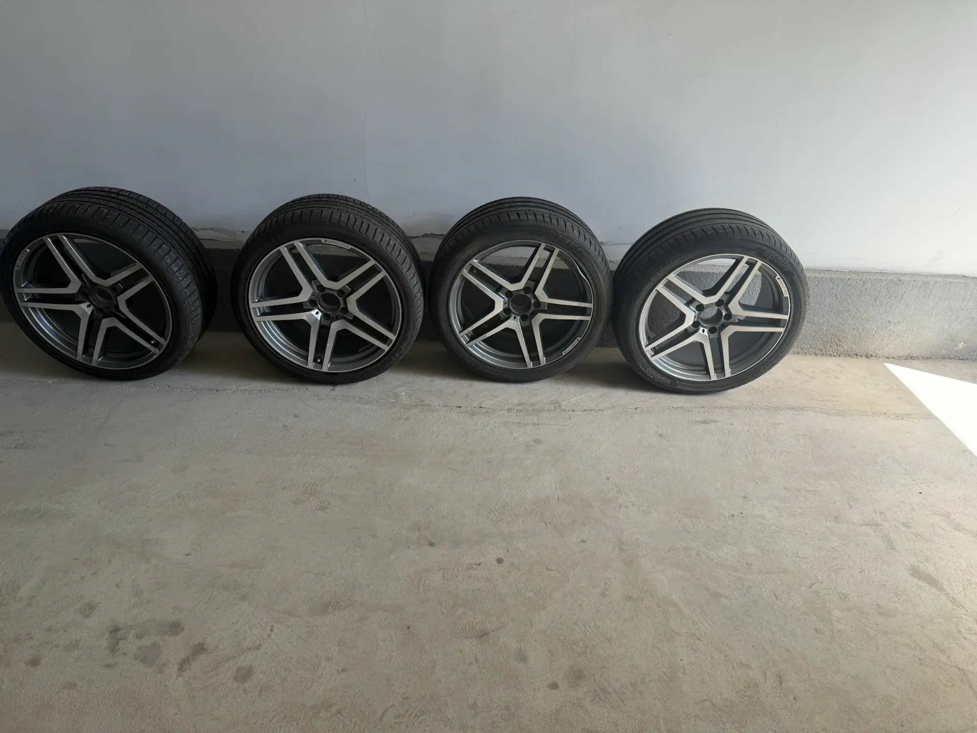 mercedes benz диски и покрышки 3 500 TMT - Дашогуз - img 1