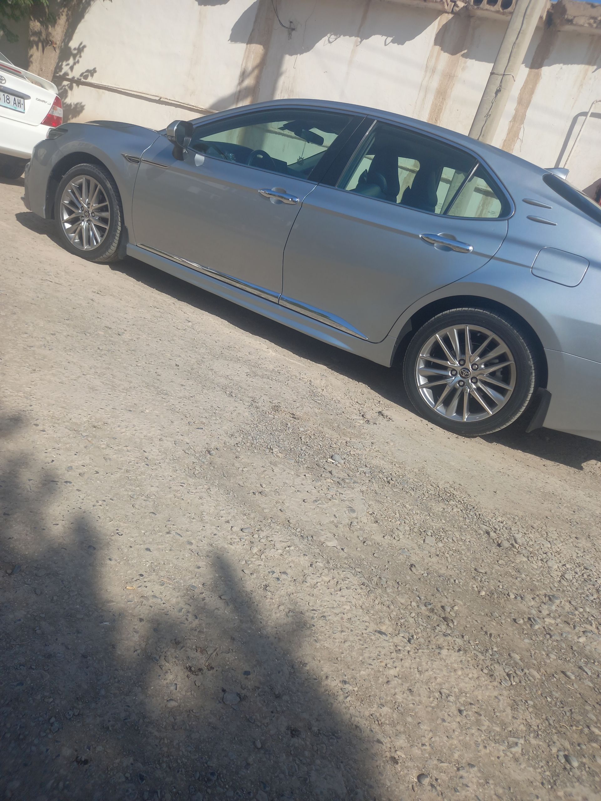 Toyota Camry 2022 - 365 000 TMT - Теджен - img 1