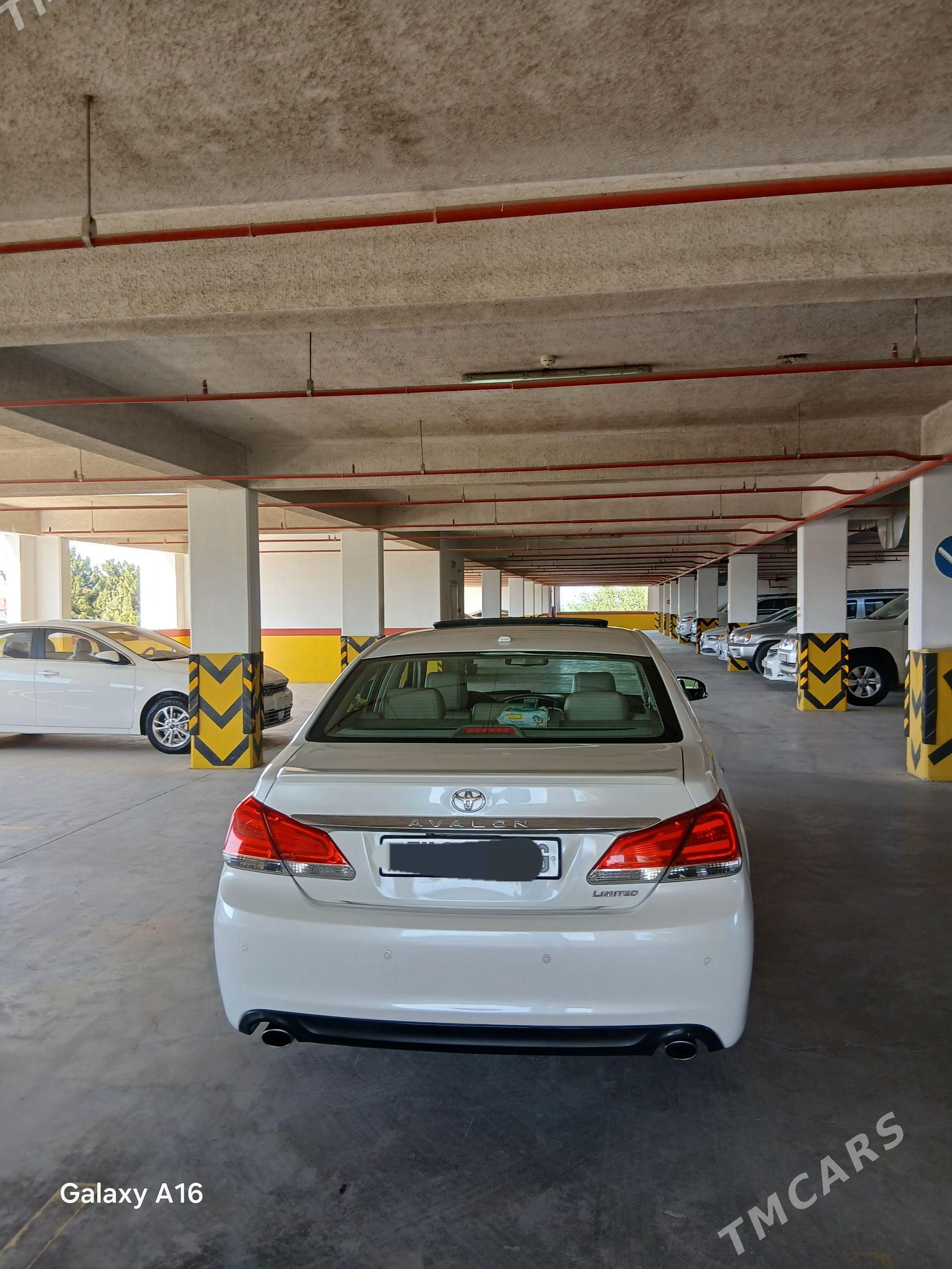 Toyota Avalon 2012 - 375 000 TMT - Hitrowka - img 1
