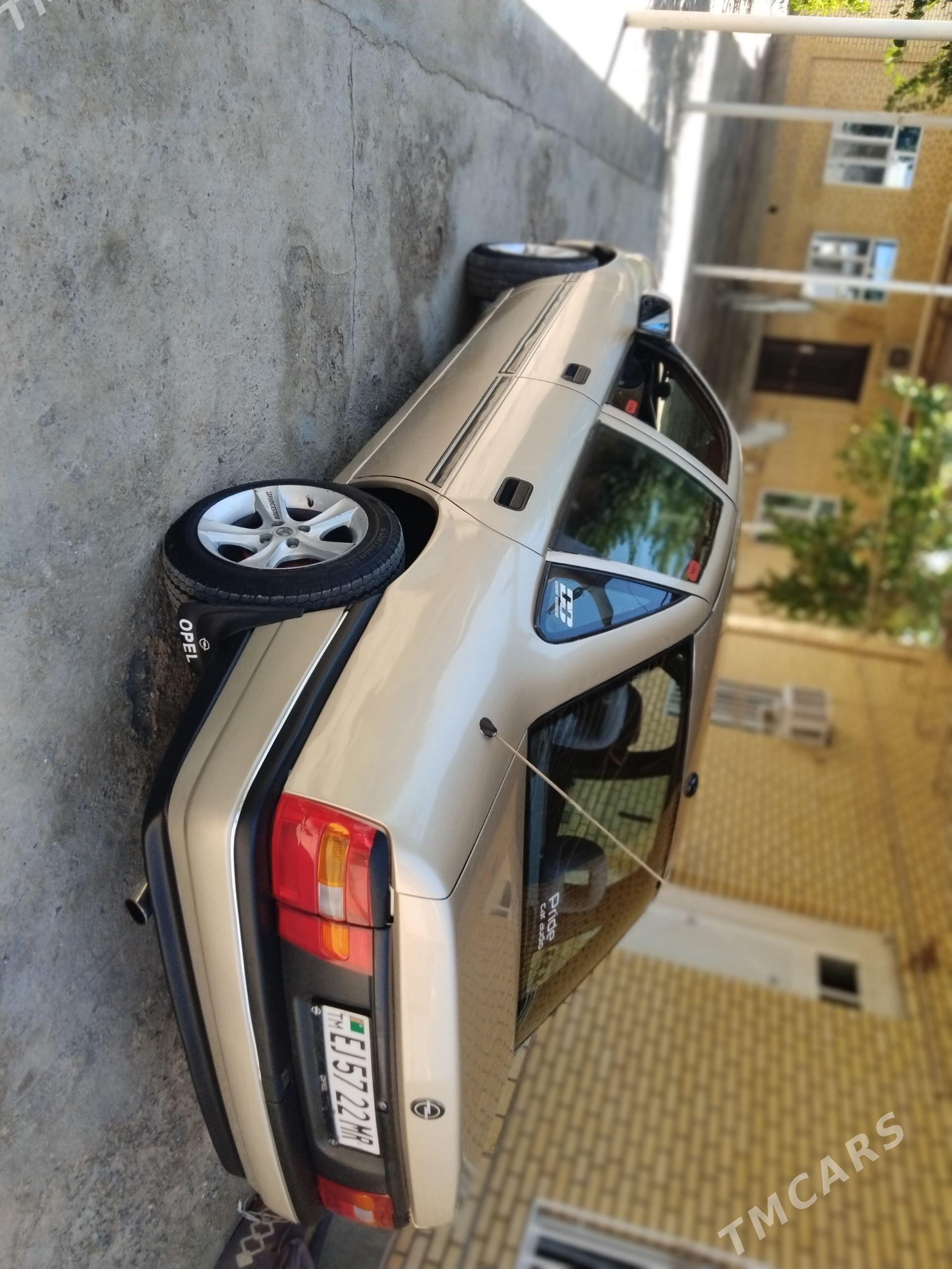 Opel Vectra 1991 - 43 000 TMT - Мары - img 1