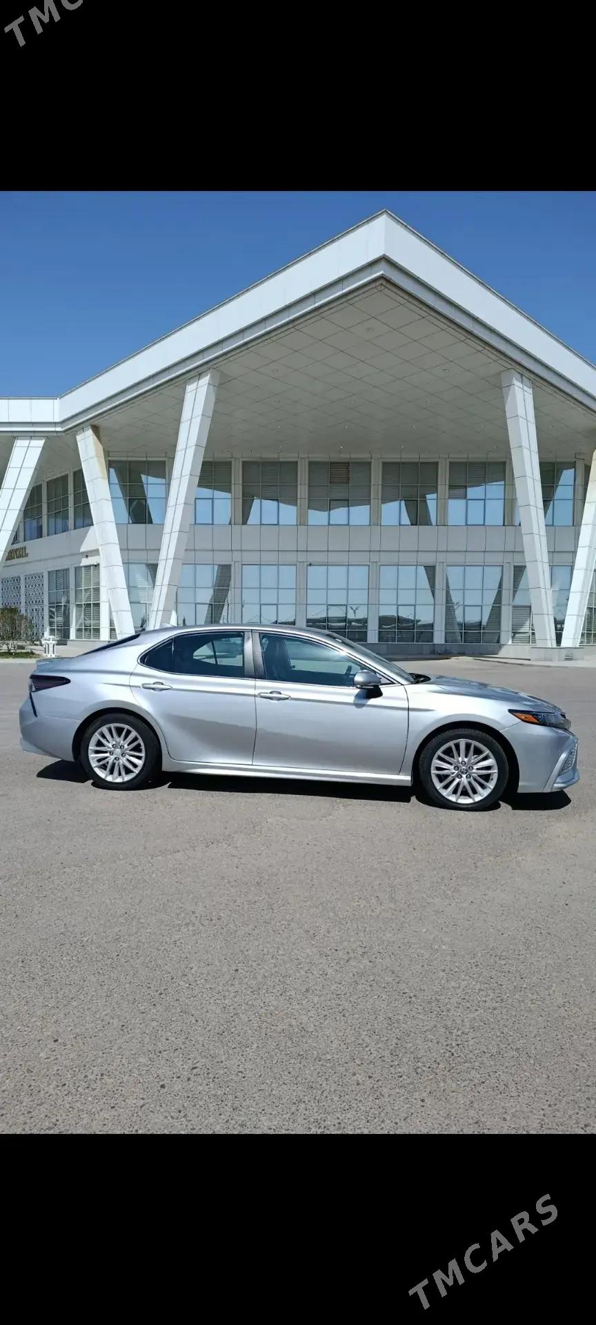 Toyota Camry 2022 - 340 000 TMT - Ёлётен - img 1