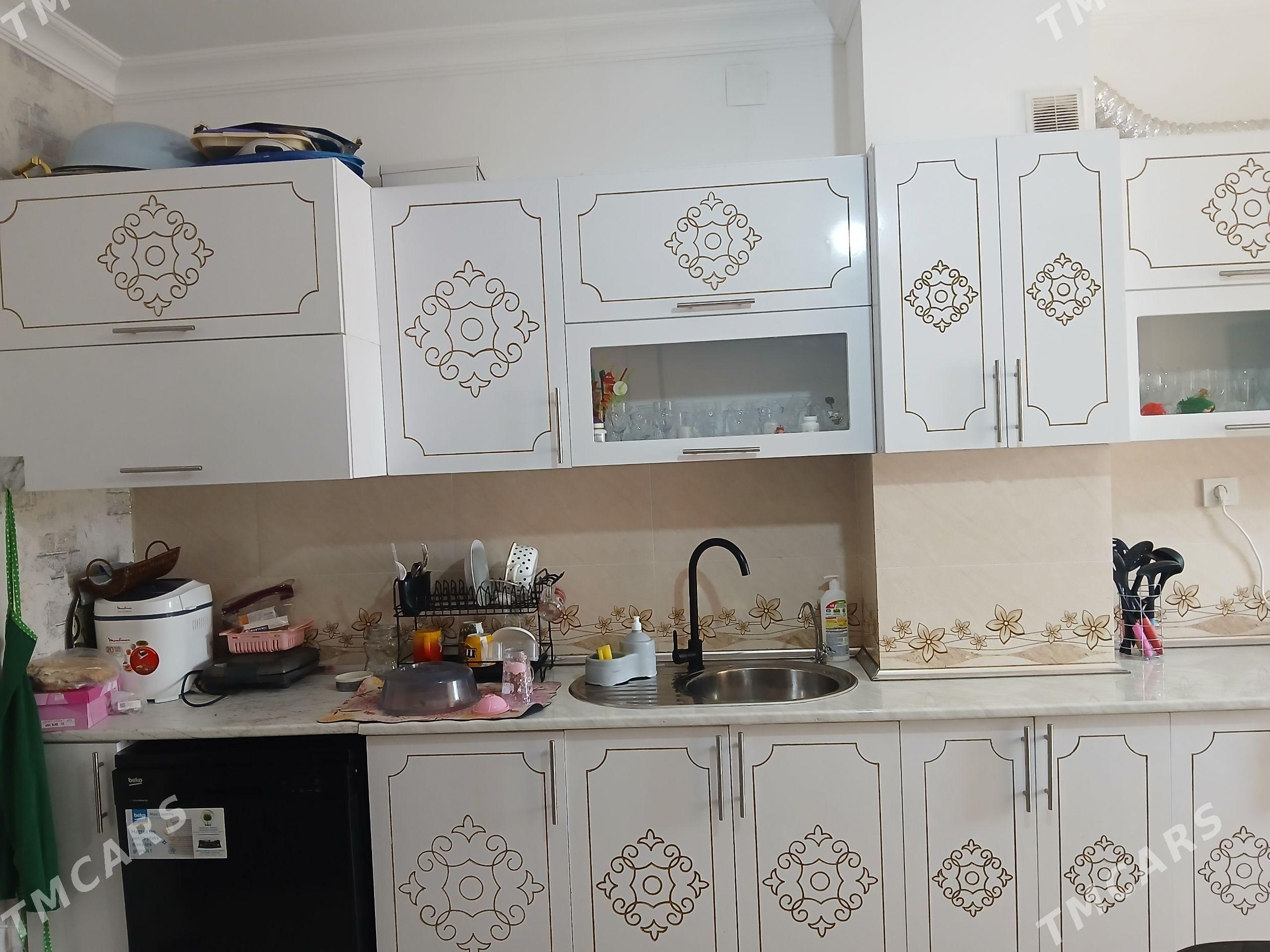 продается гарнитур кухонный - Türkmenbaşy - img 1
