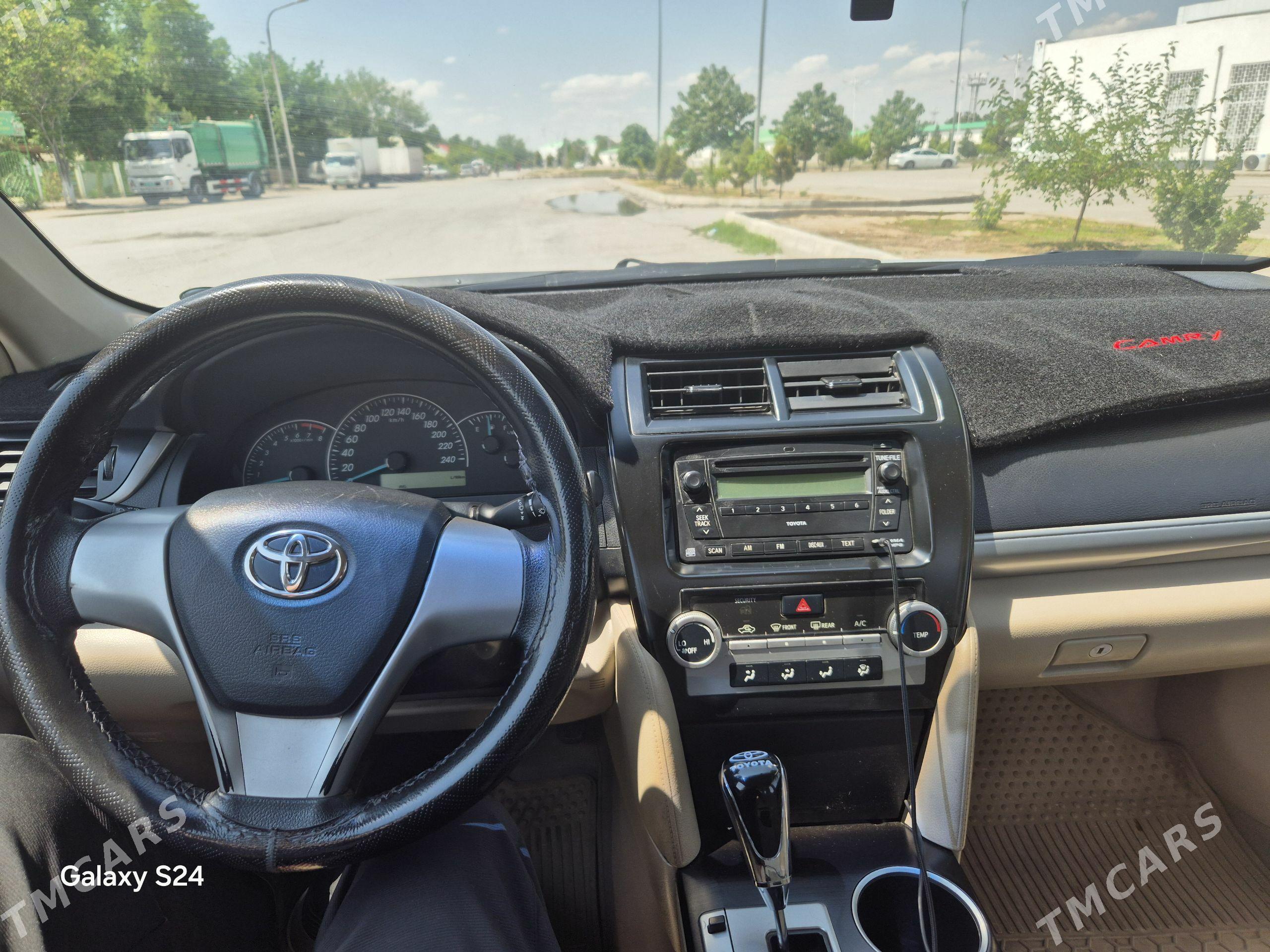 Toyota Camry 2012 - 255 000 TMT - 6 мкр - img 1