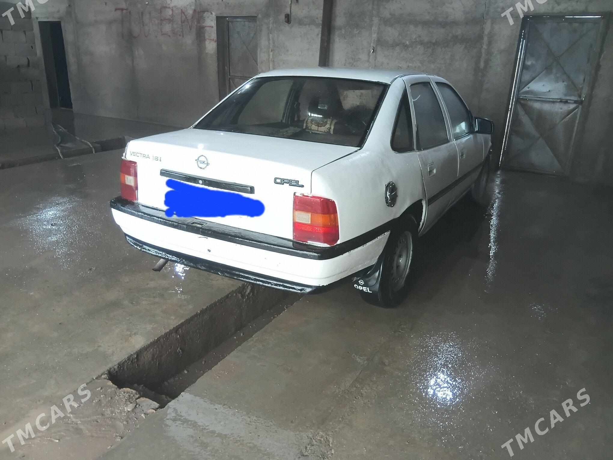 Opel Vectra 1991 - 15 000 TMT - Болдумсаз - img 1