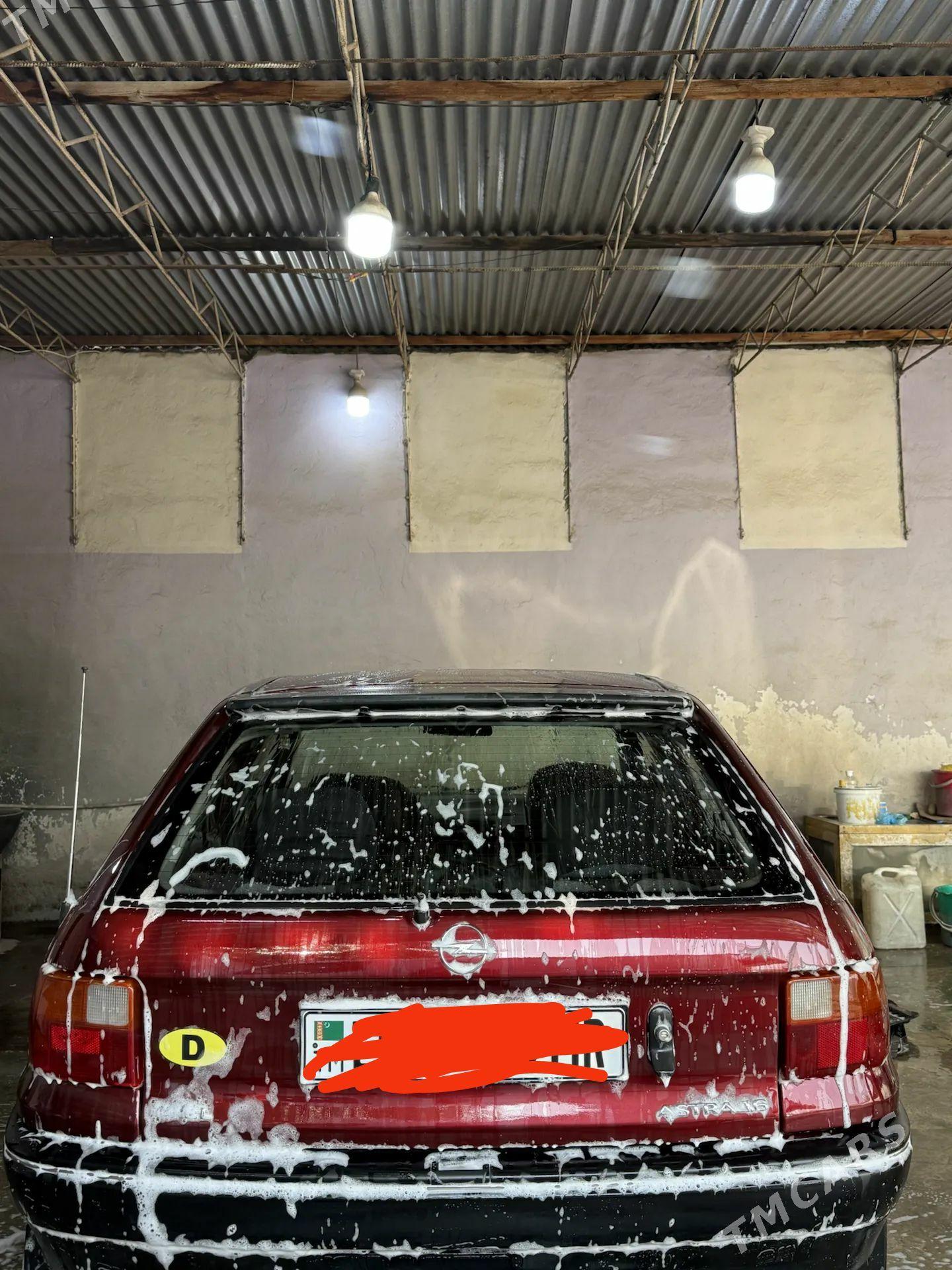 Opel Astra 1993 - 50 000 TMT - Mary - img 1