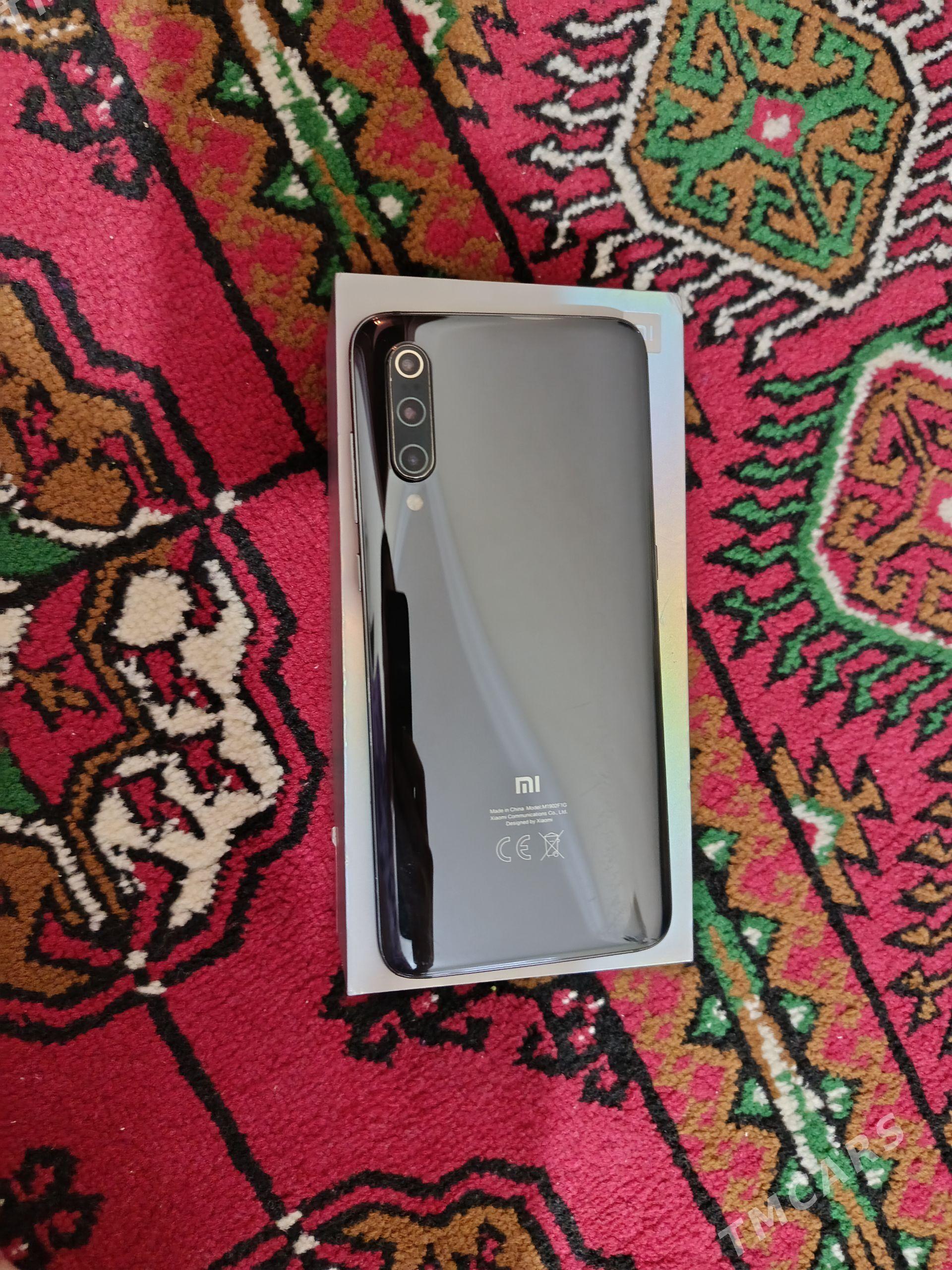 Xiaomi Mi 9 - Мары - img 1
