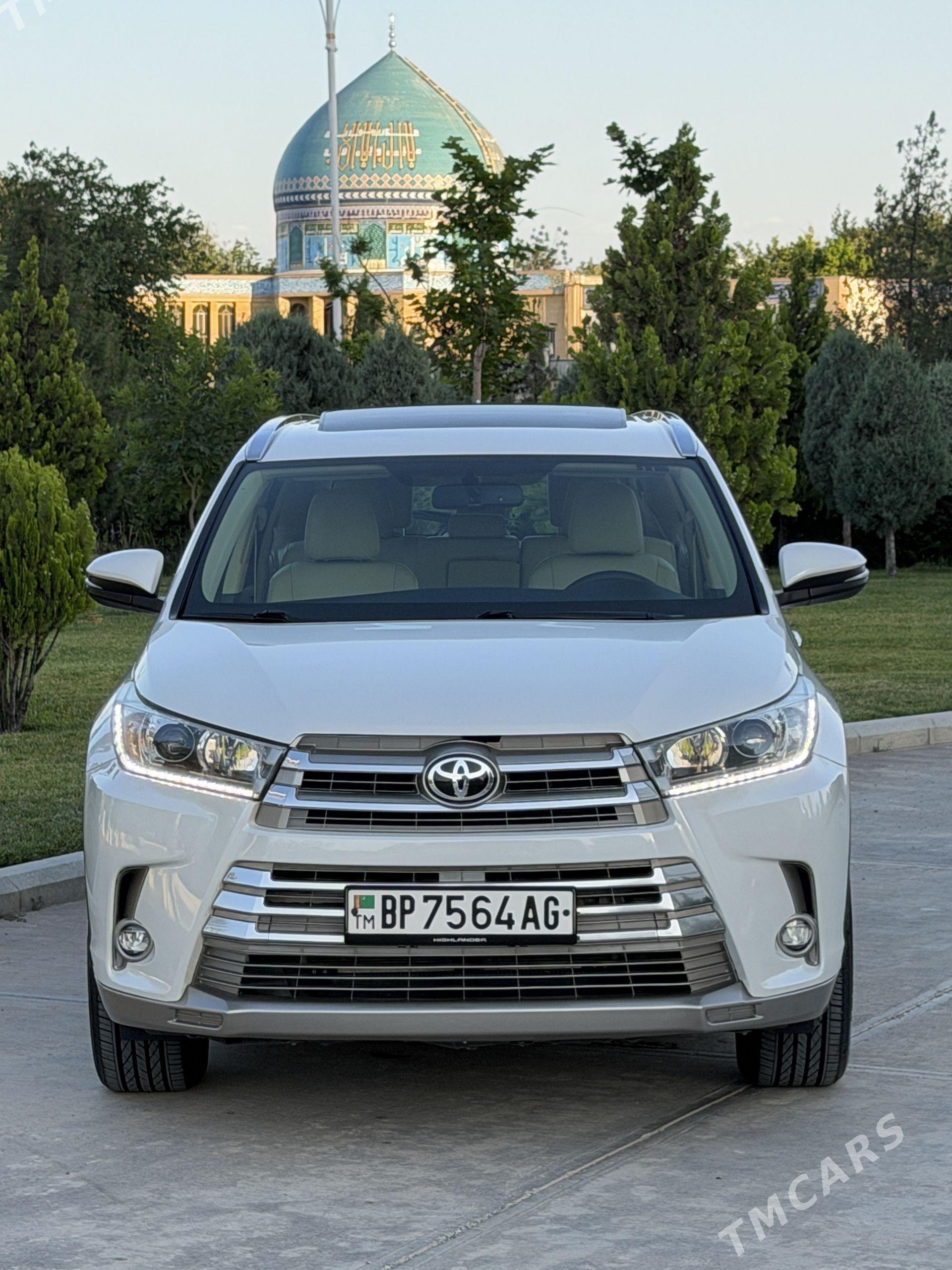 Toyota Highlander 2017 - 465 000 TMT - Ашхабад - img 1