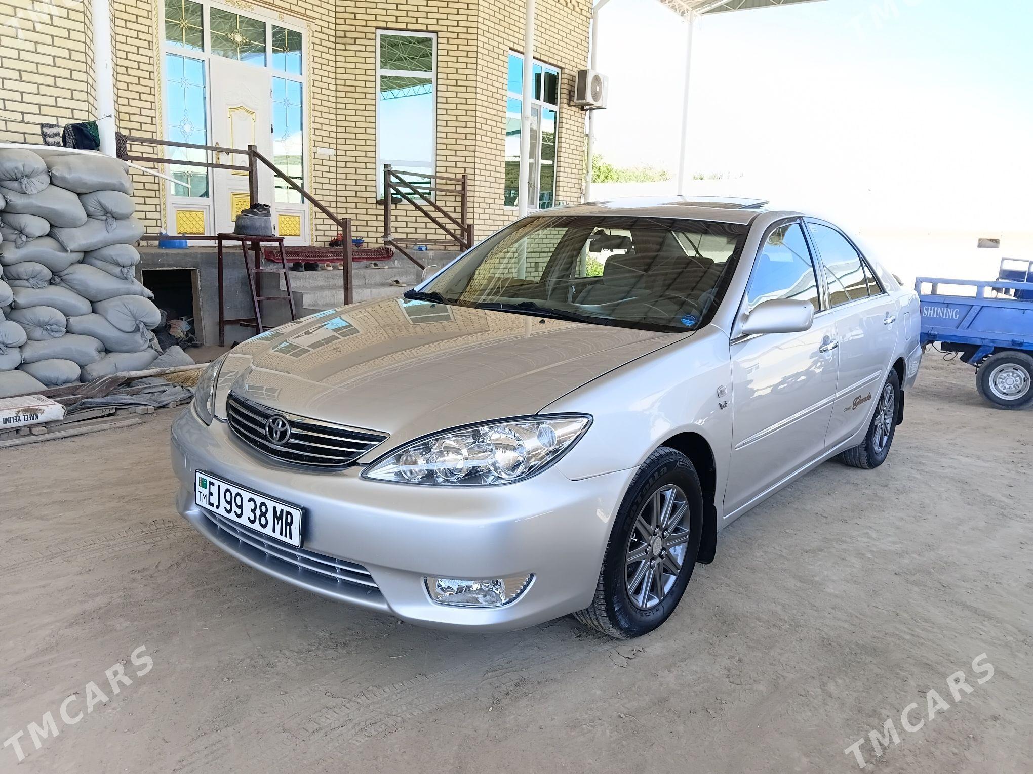 Toyota Camry 2005 - 255 000 TMT - Sakarçäge - img 1