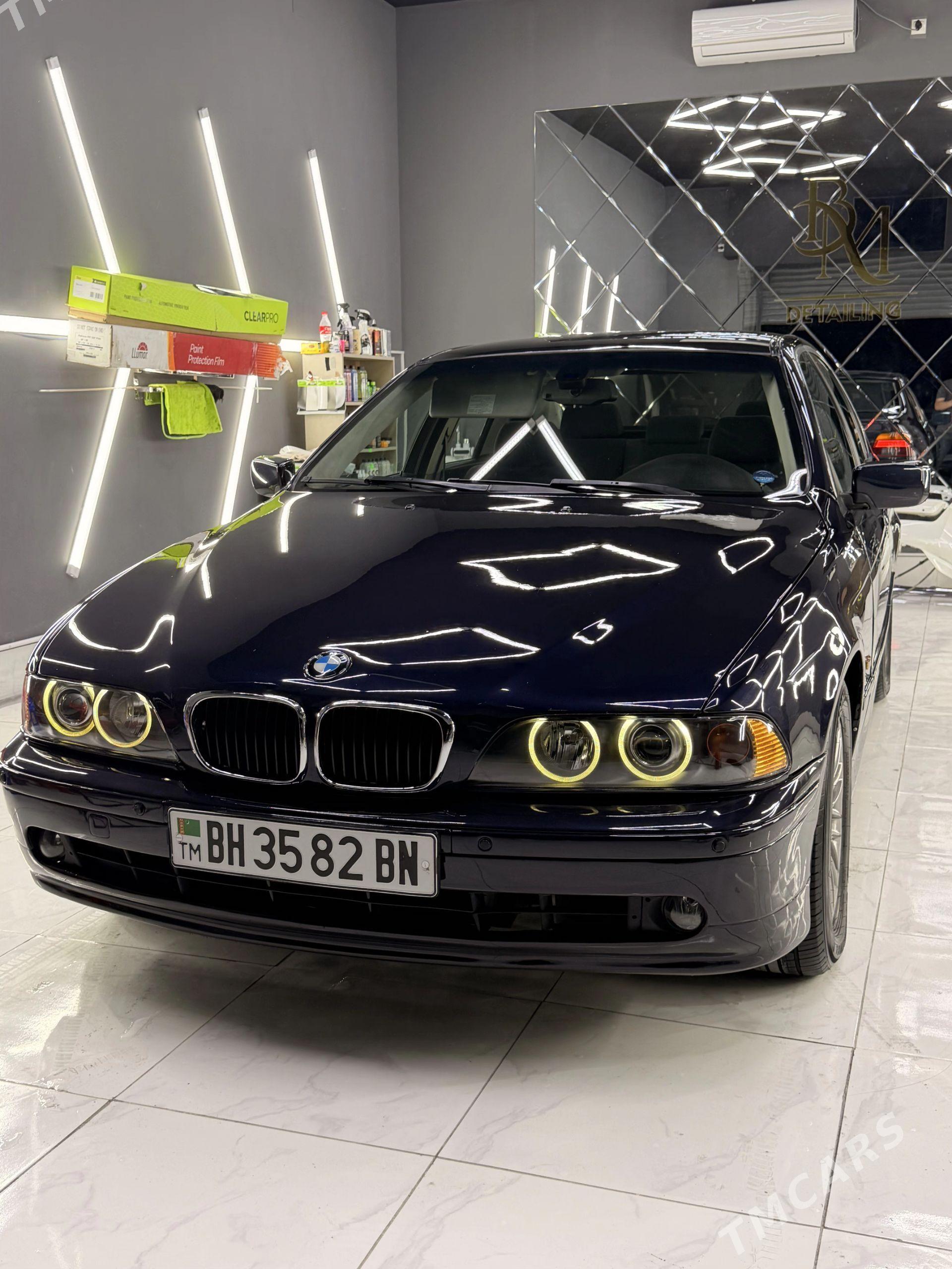 BMW E39 1999 - 127 000 TMT - Балканабат - img 1