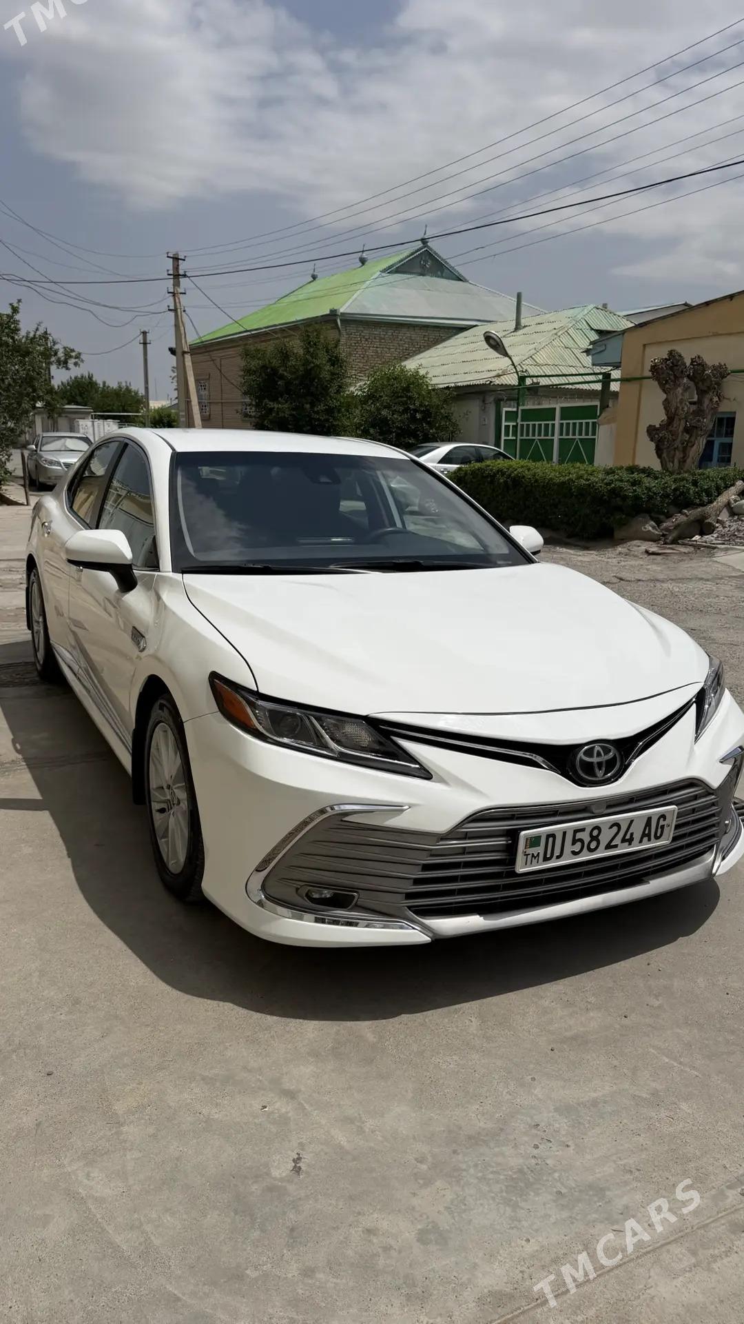 Toyota Camry 2021 - 370 000 TMT - Aşgabat - img 1