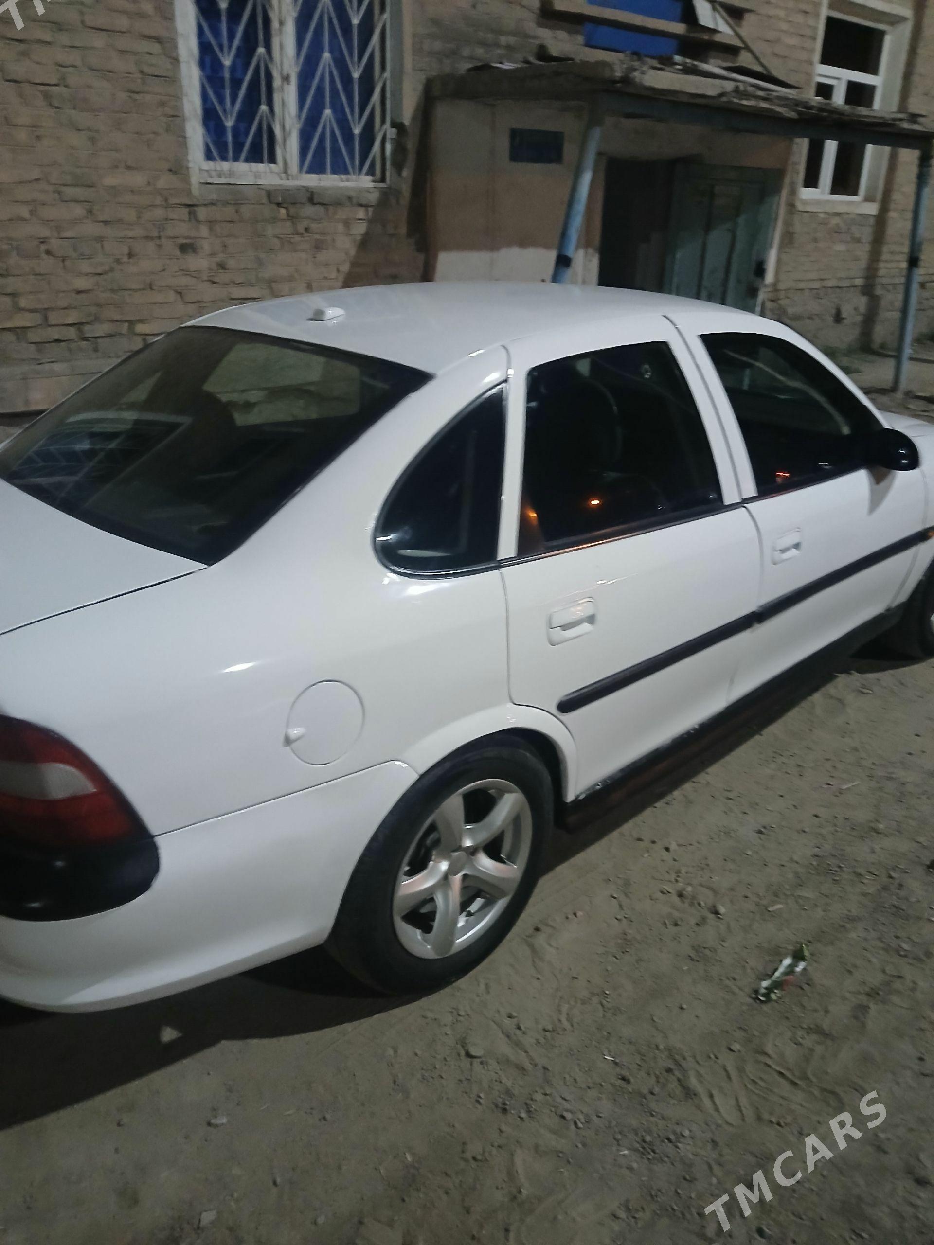 Opel Vectra 1998 - 55 000 TMT - Дашогуз - img 1