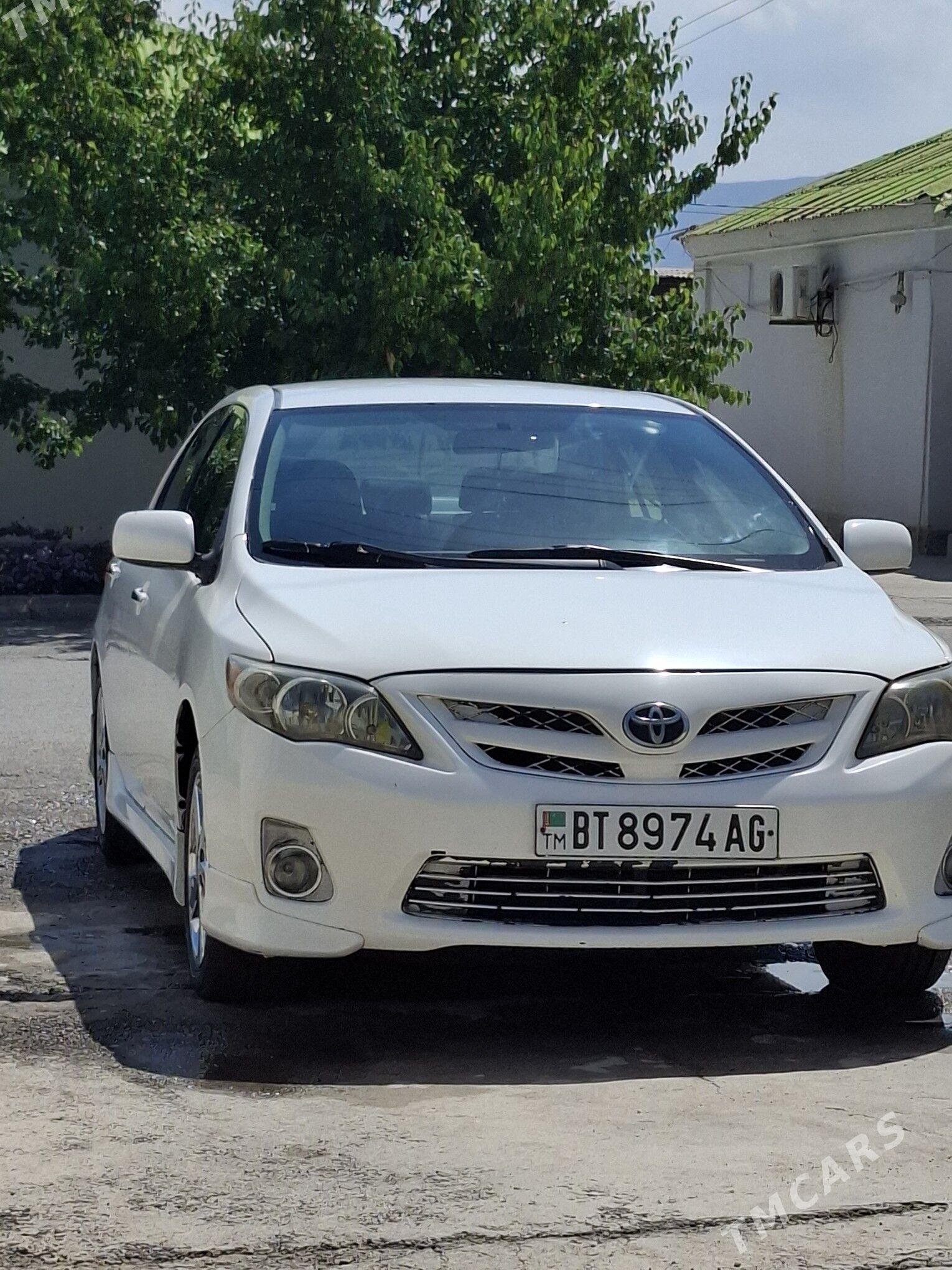 Toyota Corolla 2011 - 190 000 TMT - Büzmeýin - img 1