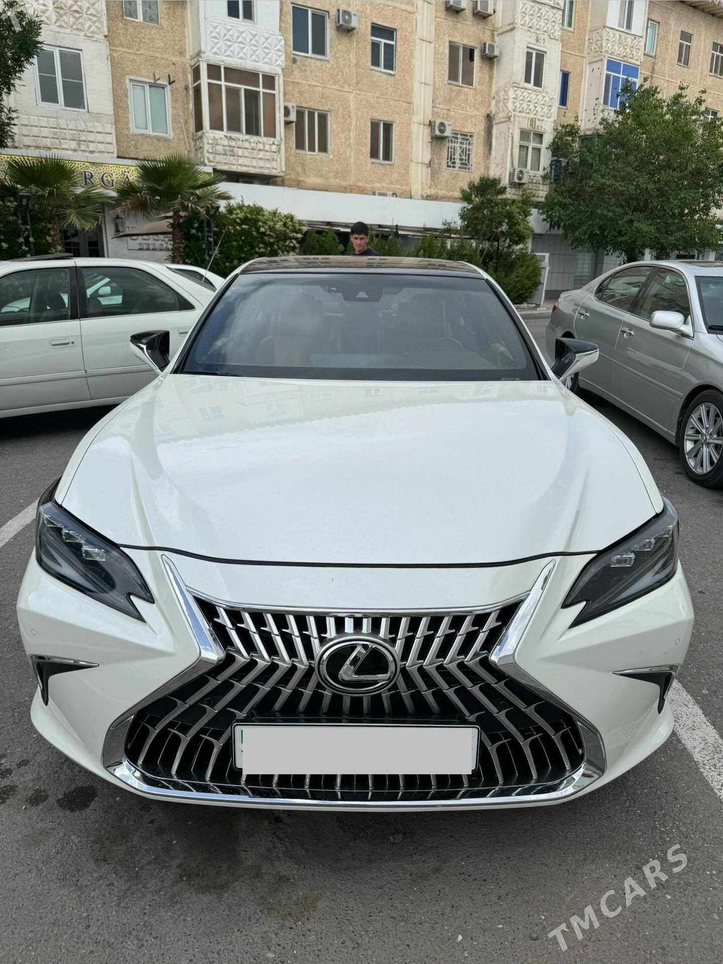 Lexus ES 350 2019 - 600 000 TMT - Parahat 1 - img 1