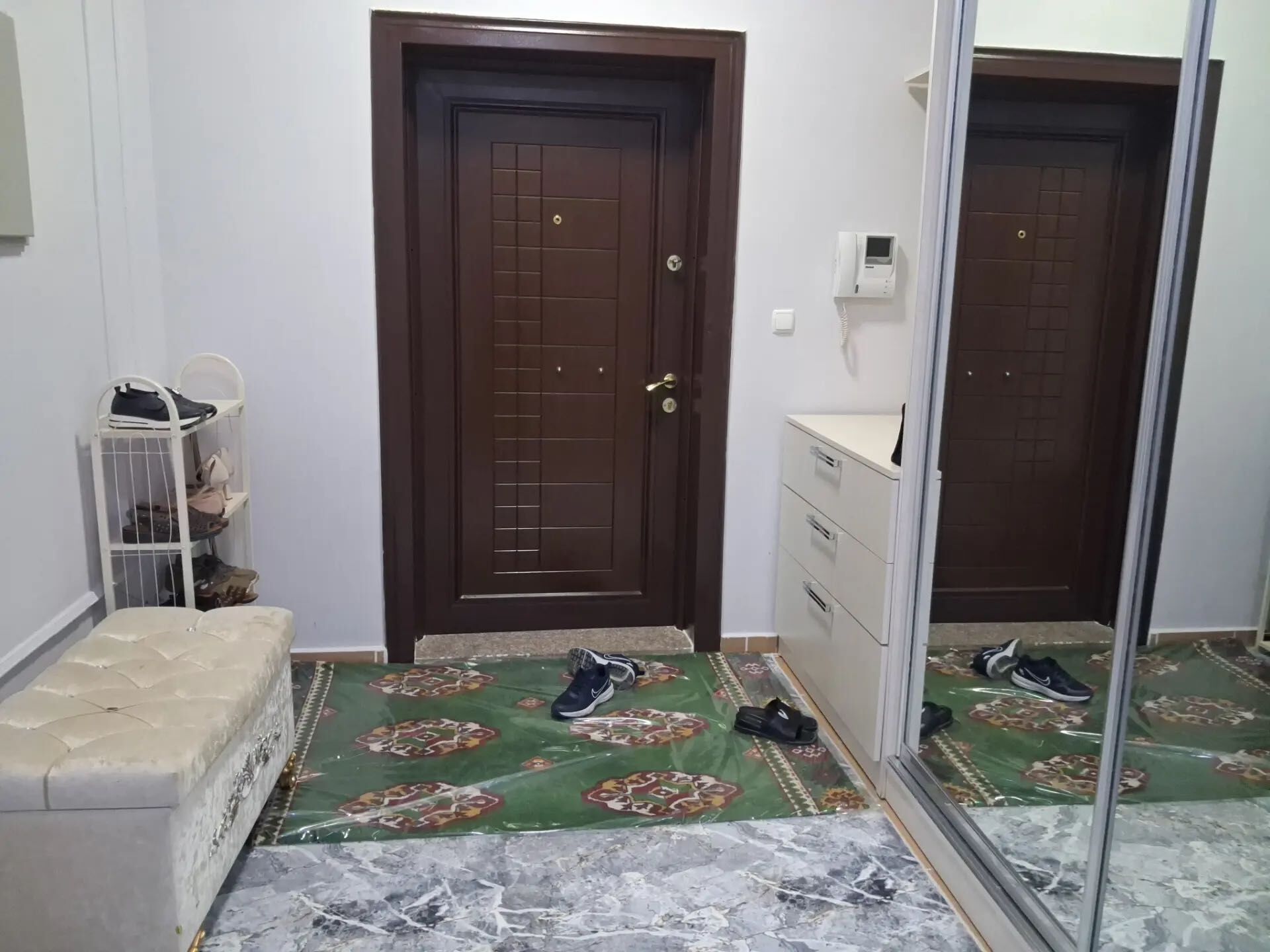 Podwoyskiy elitka 3 komnat - Podwoýski köç. (Bitarap Türkmenistan şaýoly) - img 1