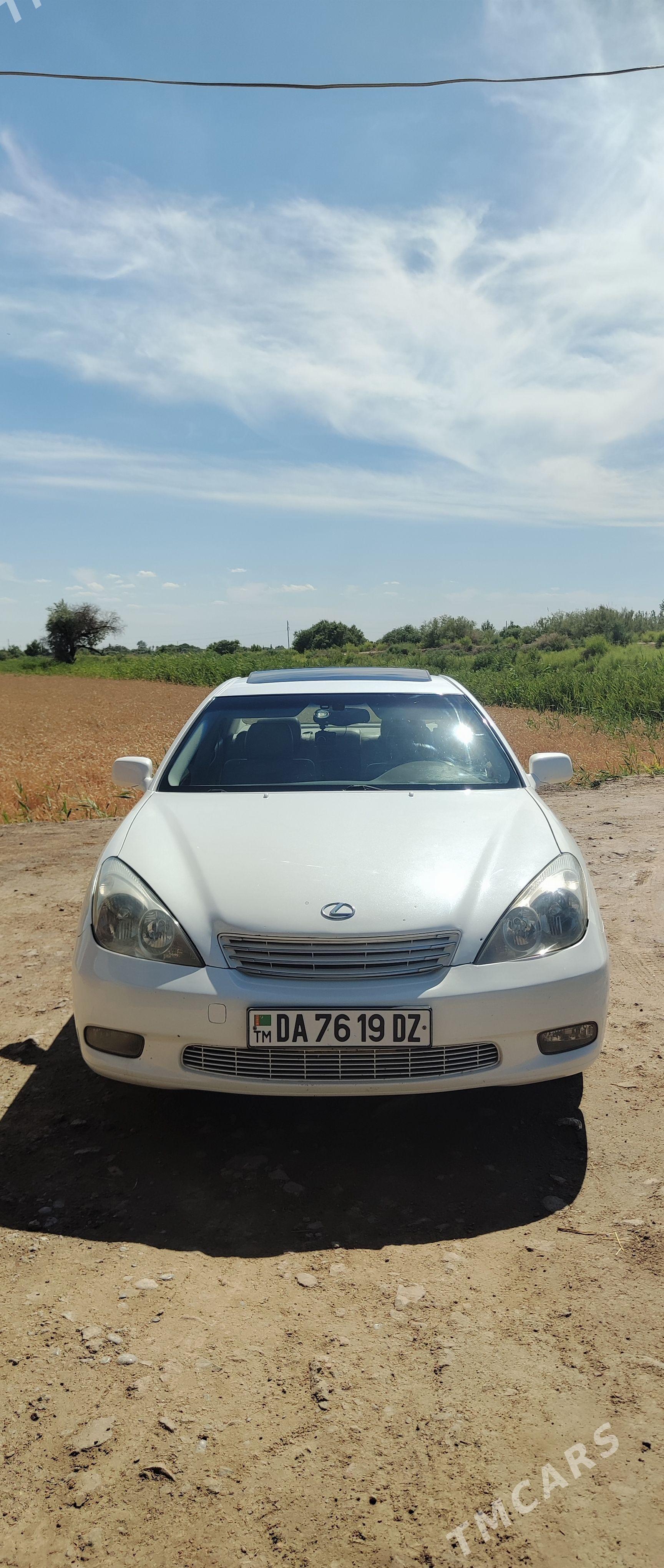 Lexus ES 300 2002 - 260 000 TMT - Кёнеургенч - img 1
