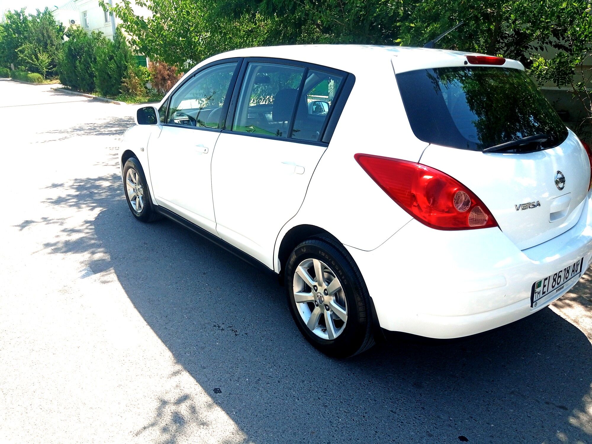 Nissan wersa sidenya 1 200 TMT - Aşgabat - img 1