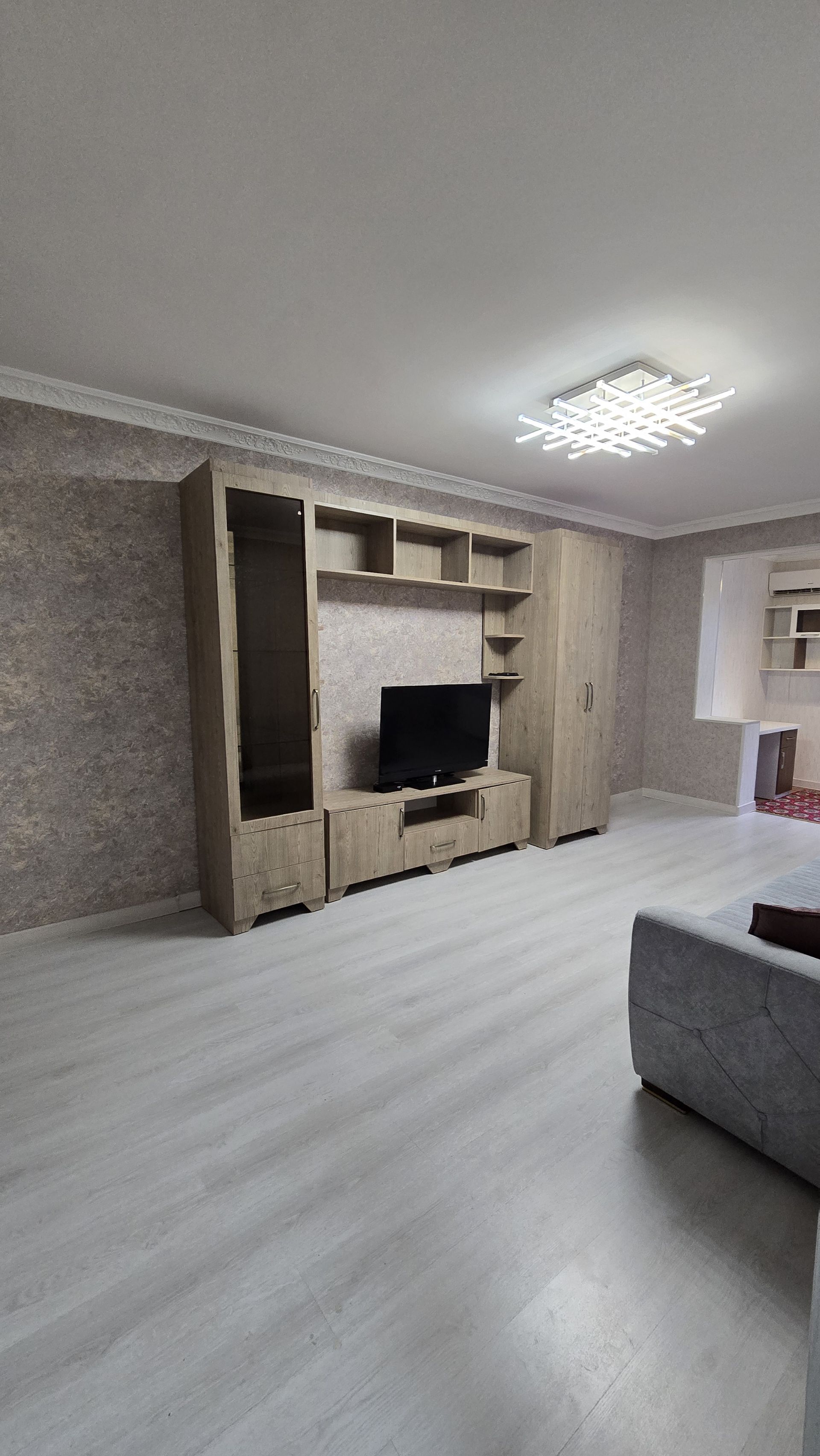 4MKR HUDAYBERDIYEW - 4 мкр - img 1