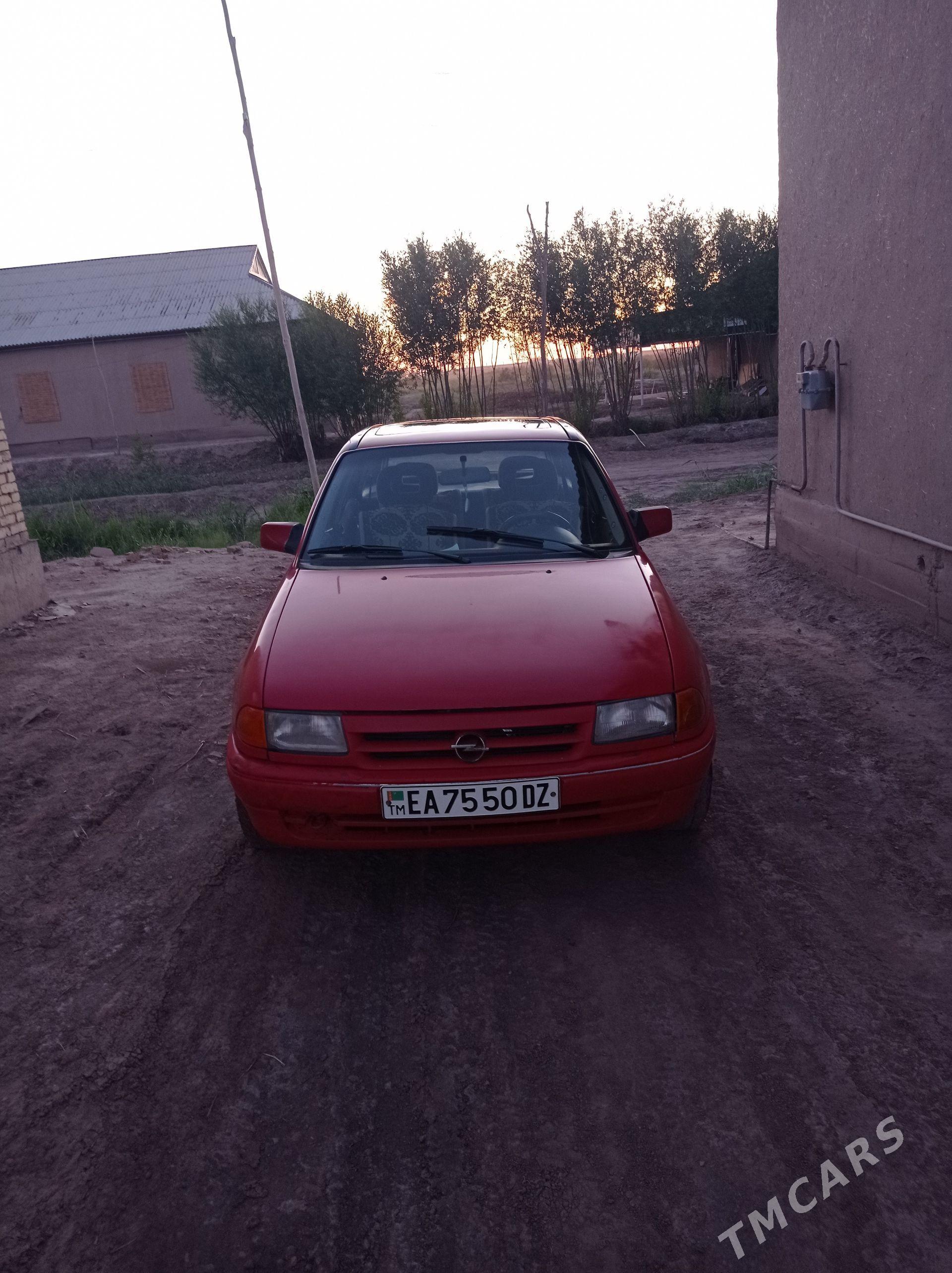Opel Astra 1993 - 35 000 TMT - етр. Туркменбаши - img 1