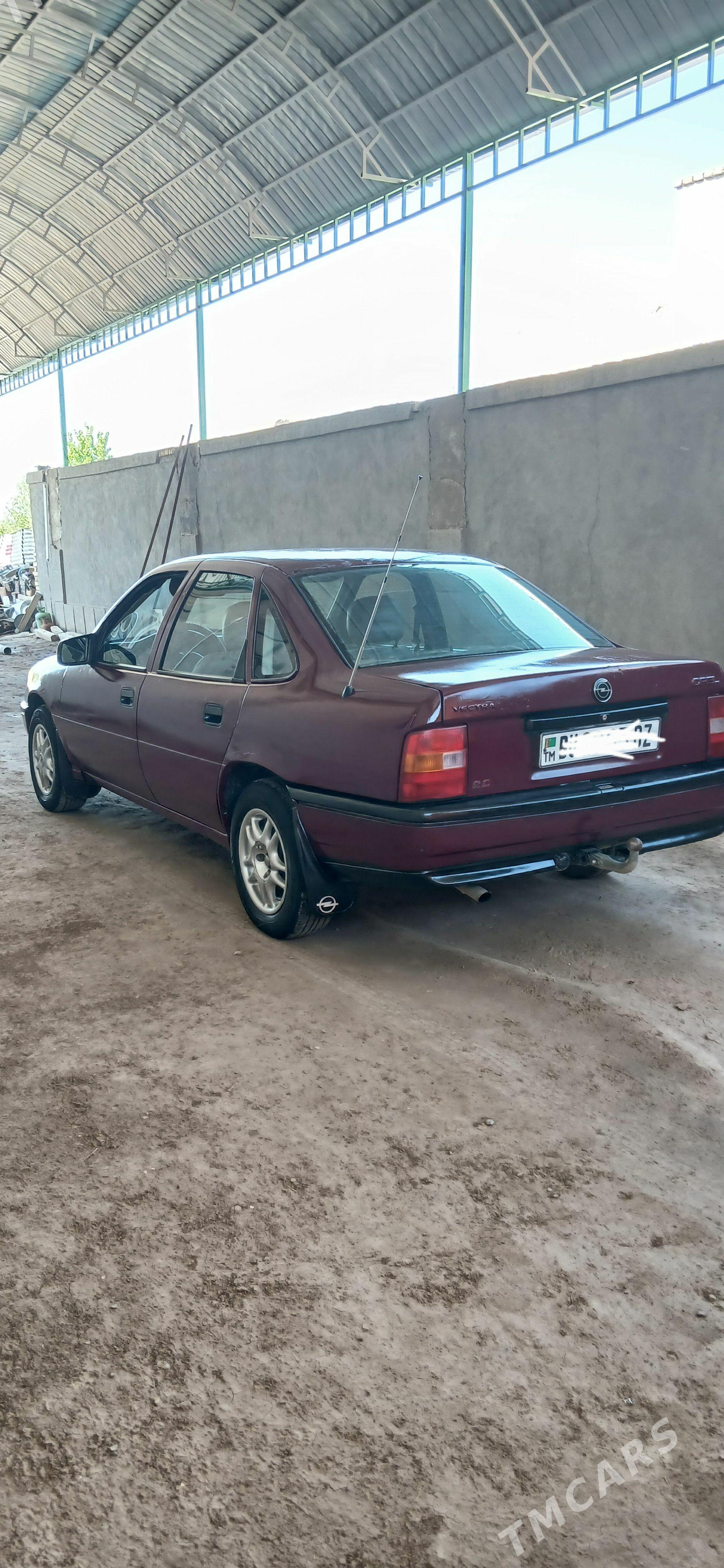 Opel Vectra 1989 - 35 000 TMT - Дашогуз - img 1