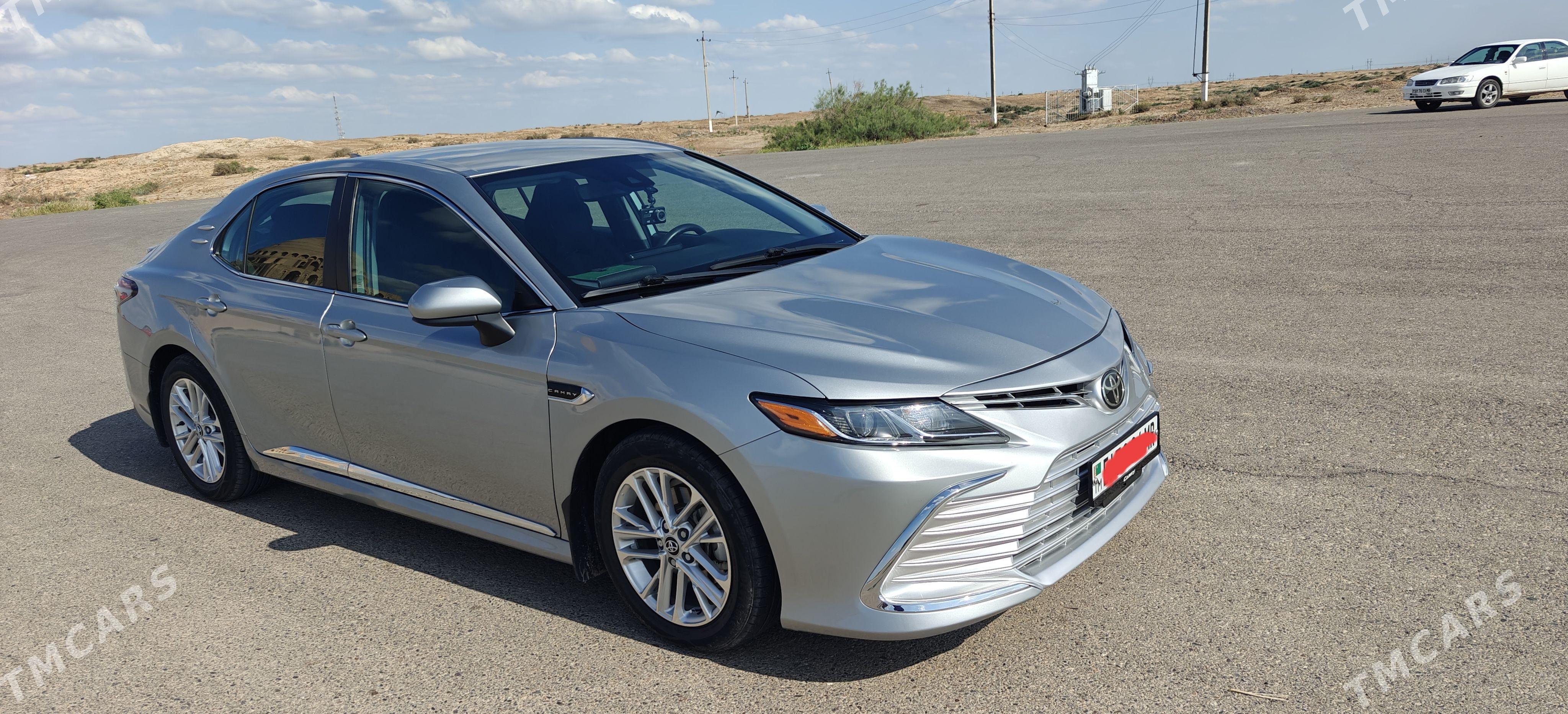 Toyota Camry 2022 - 350 000 TMT - Байрамали - img 1