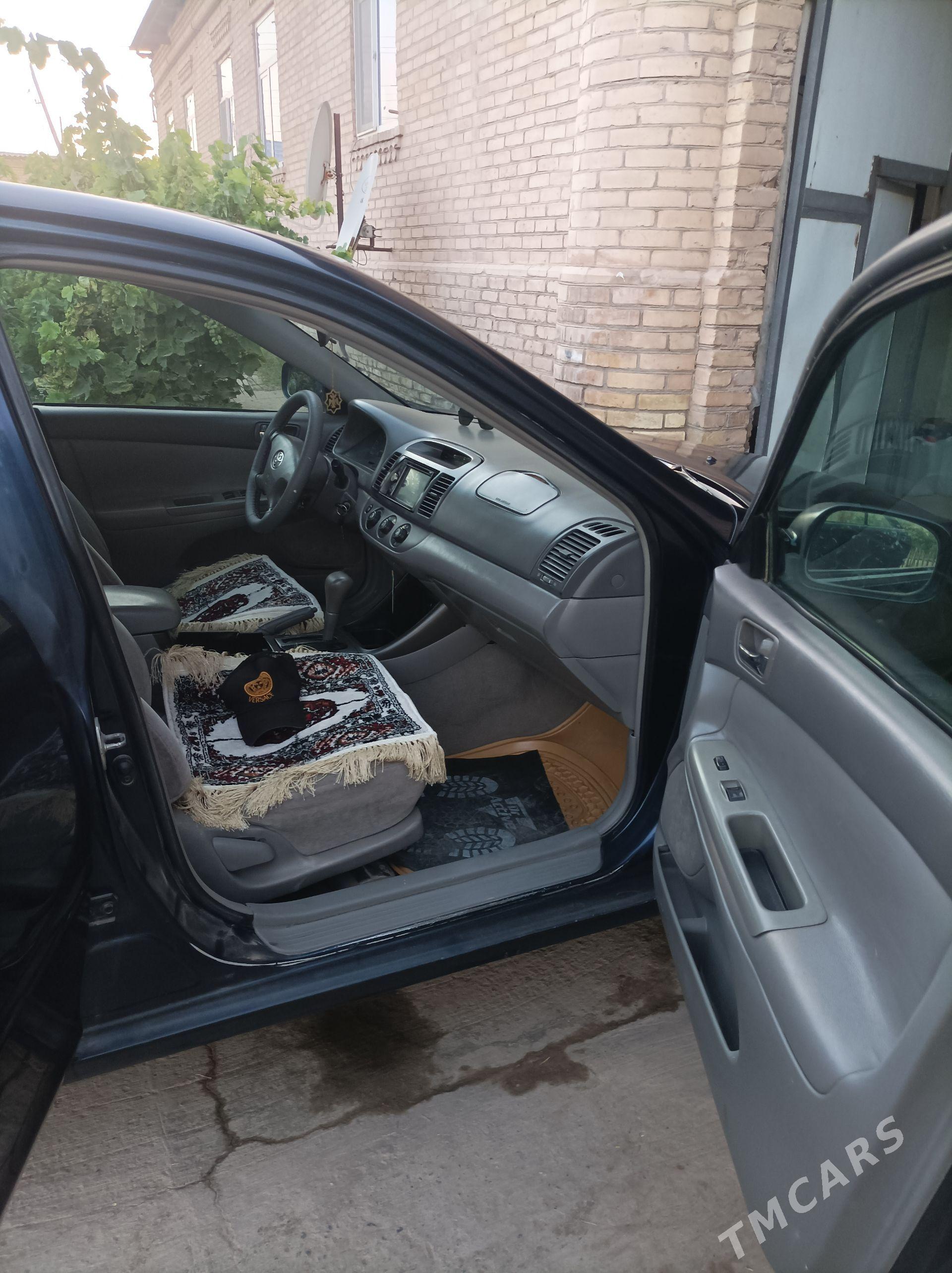 Toyota Camry 2002 - 170 000 TMT - Çärjew - img 1