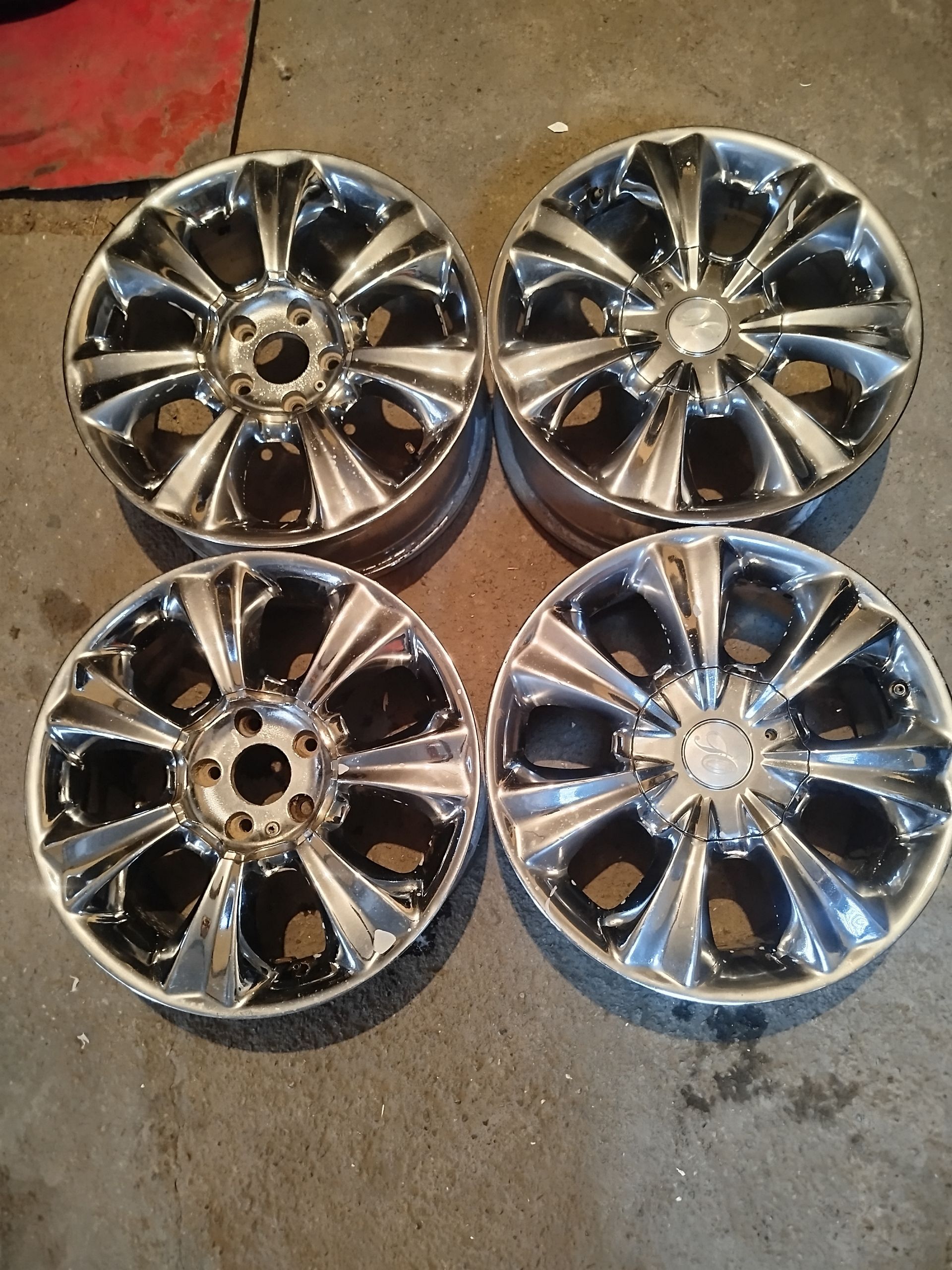 17 maksima hunda disga 1 800 TMT - Кипджак - img 1