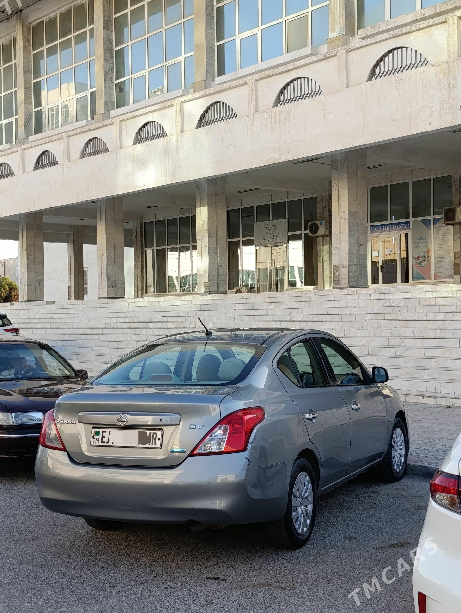 Nissan Versa 2012 - 105 000 TMT - Мары - img 1
