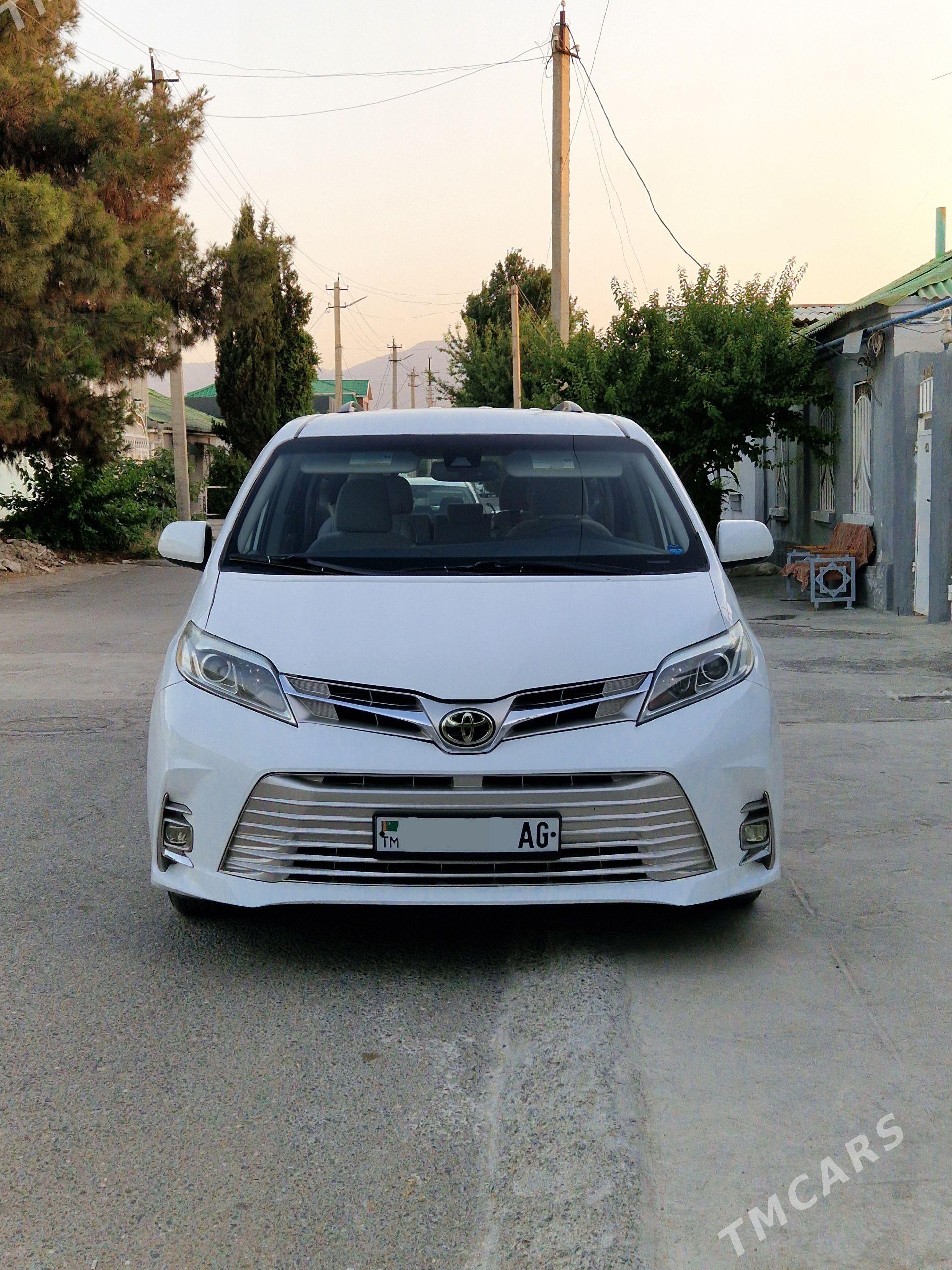 Toyota Sienna 2020 - 450 000 TMT - Aşgabat - img 1