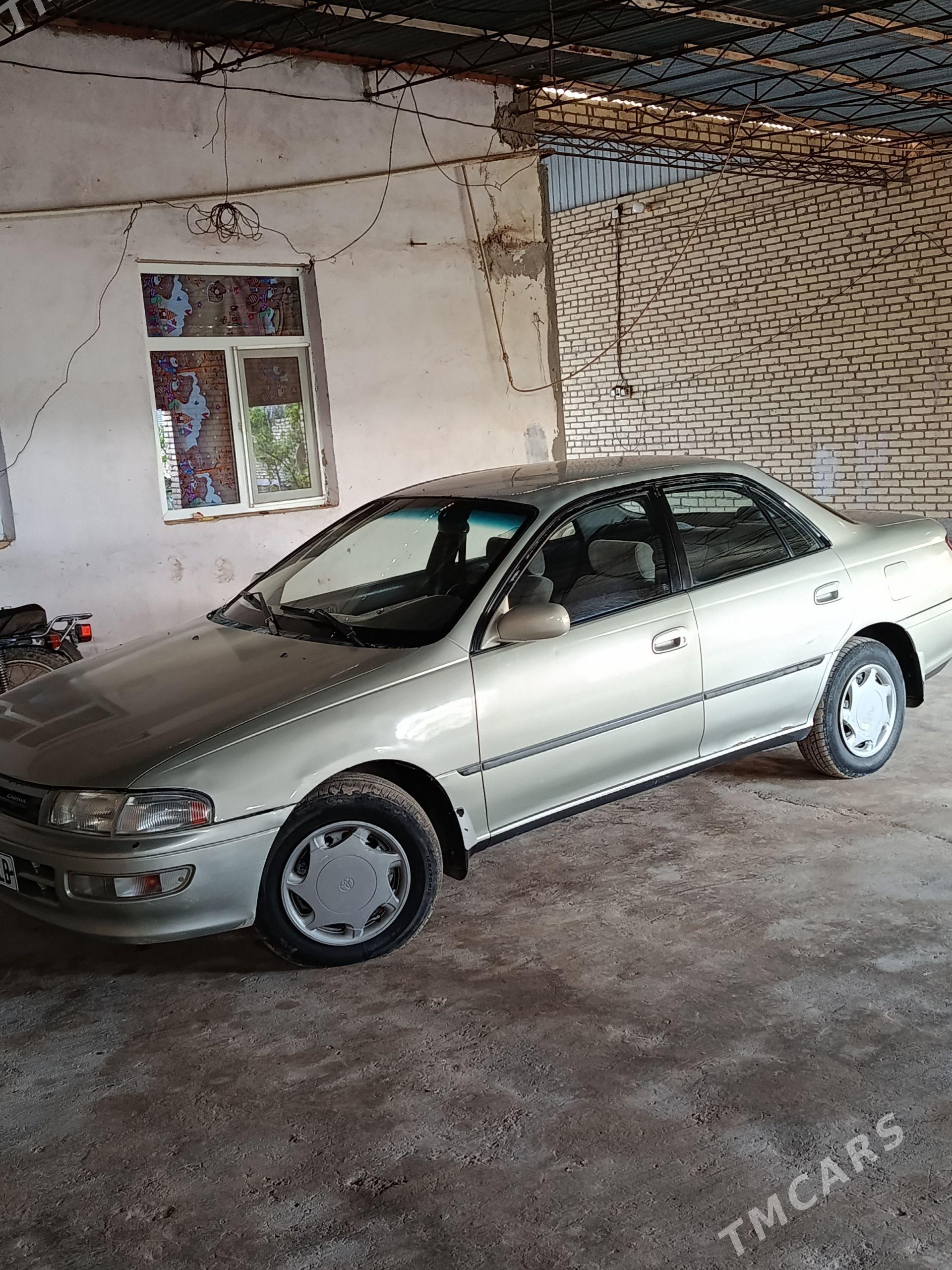 Toyota Carina 1993 - 70 000 TMT - Саят - img 1