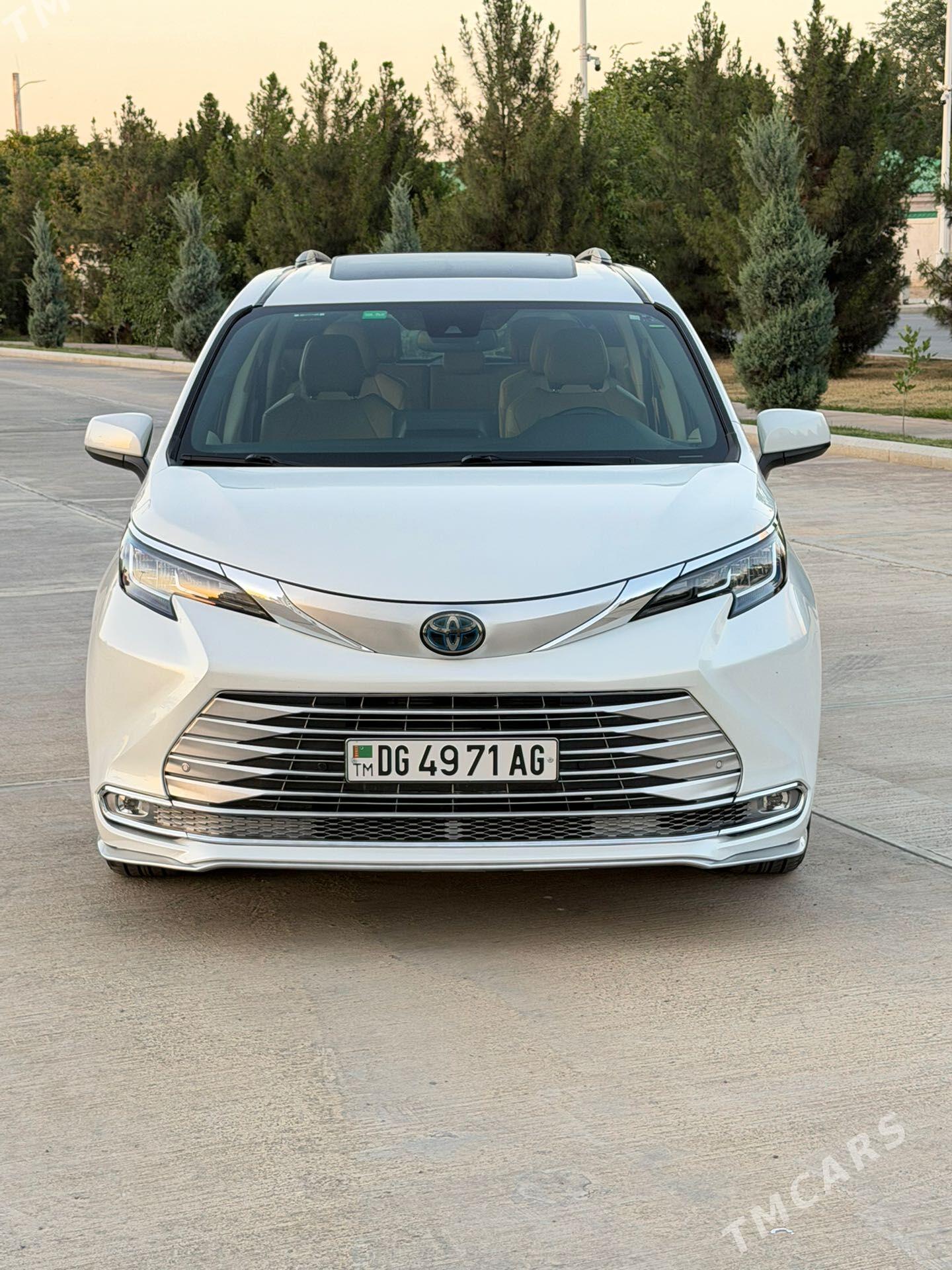 Toyota Sienna 2022 - 633 000 TMT - Ашхабад - img 1