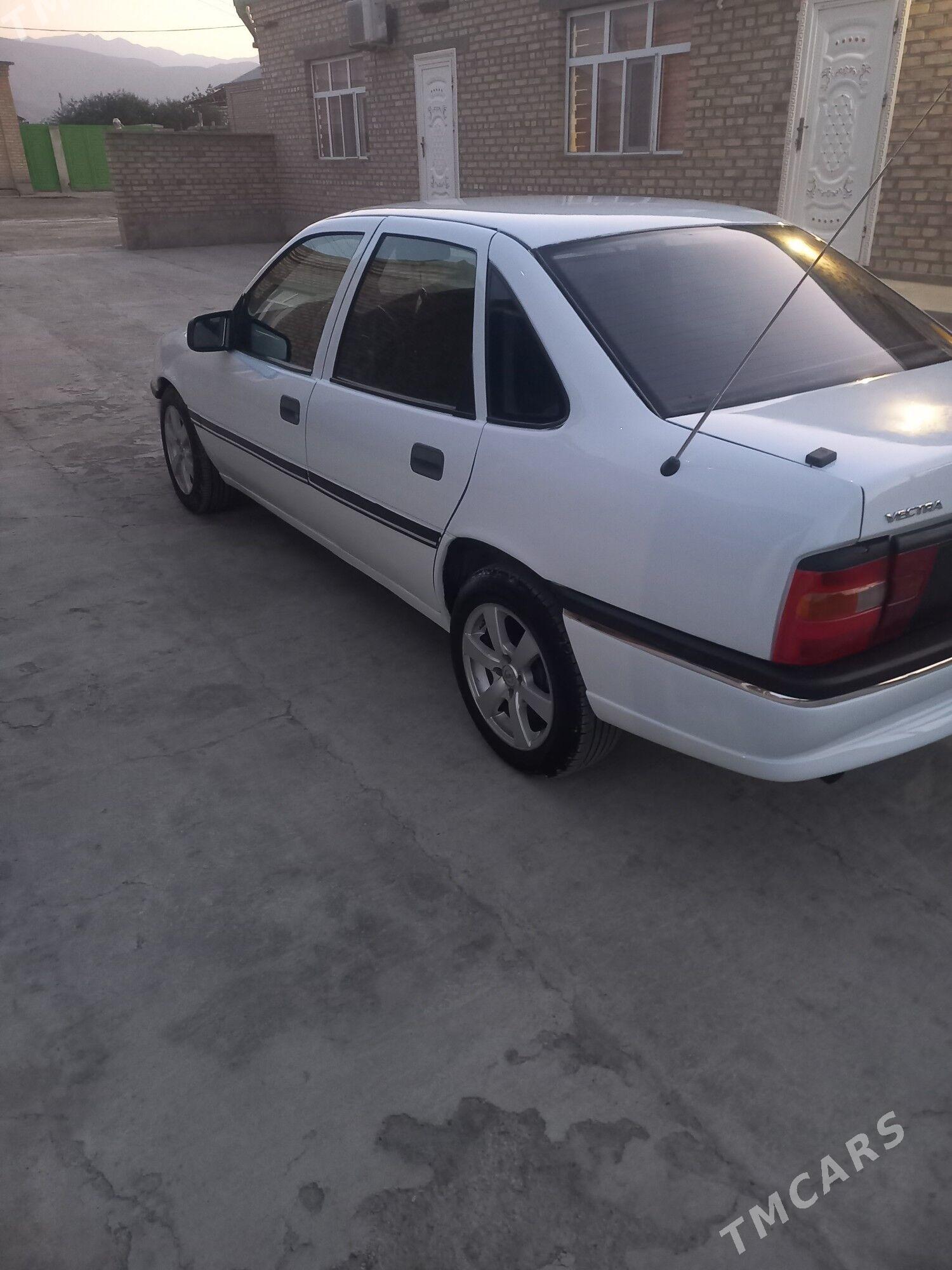 Opel Vectra 1998 - 40 000 TMT - Bäherden - img 1