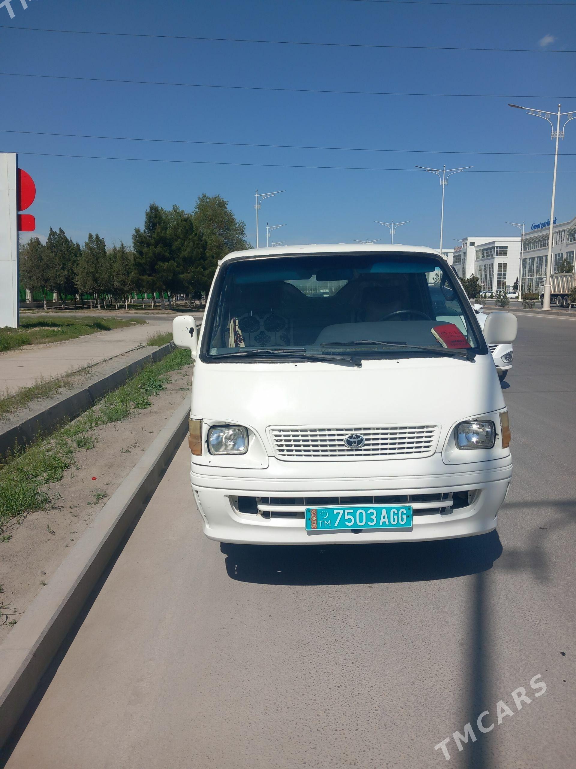 Toyota Hiace 2000 - 100 000 TMT - Howdan "A" - img 1