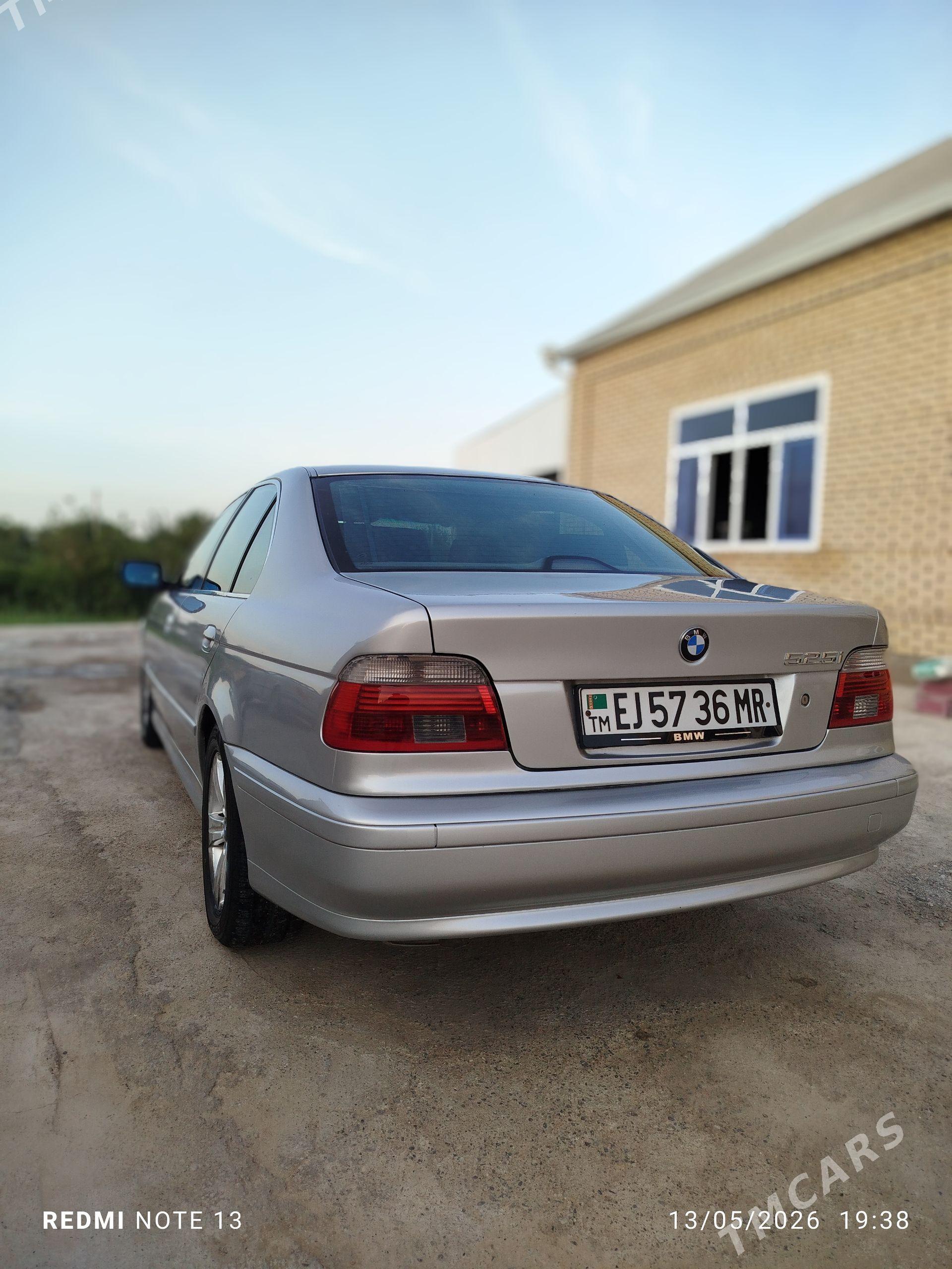 BMW 525 2000 - 140 000 TMT - Mary - img 1