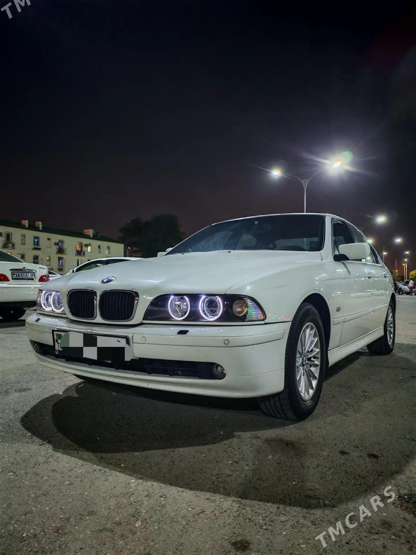 BMW E39 2001 - 140 000 TMT - Балканабат - img 1
