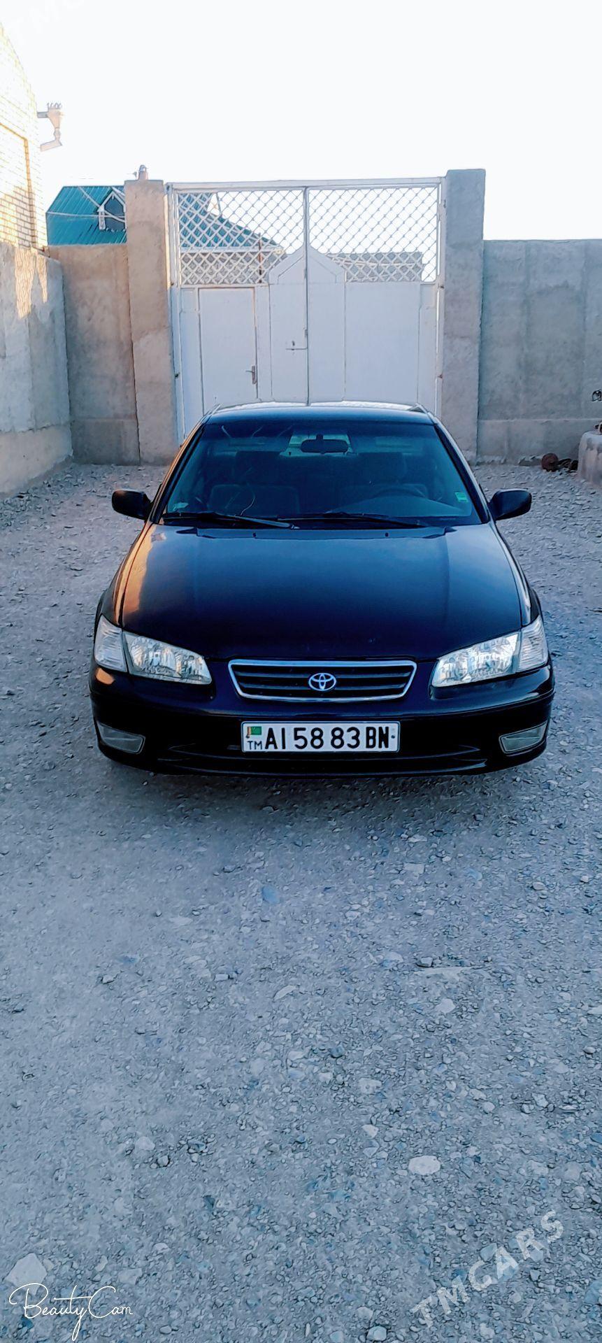 Toyota Camry 1999 - 143 000 TMT - Гызыларбат - img 1