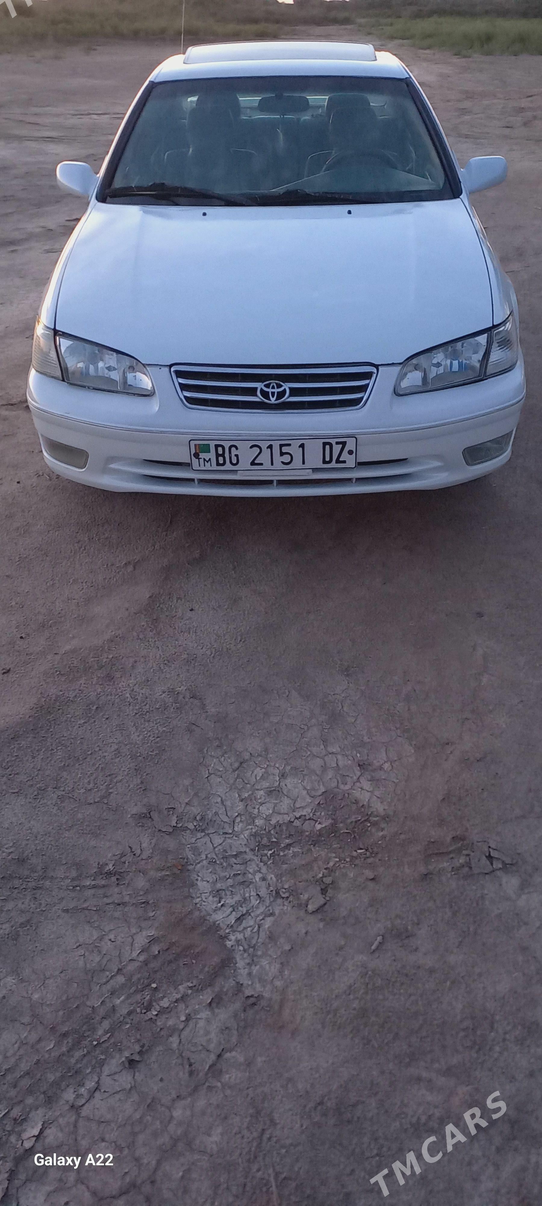 Toyota Camry 1999 - 160 000 TMT - Акдепе - img 1
