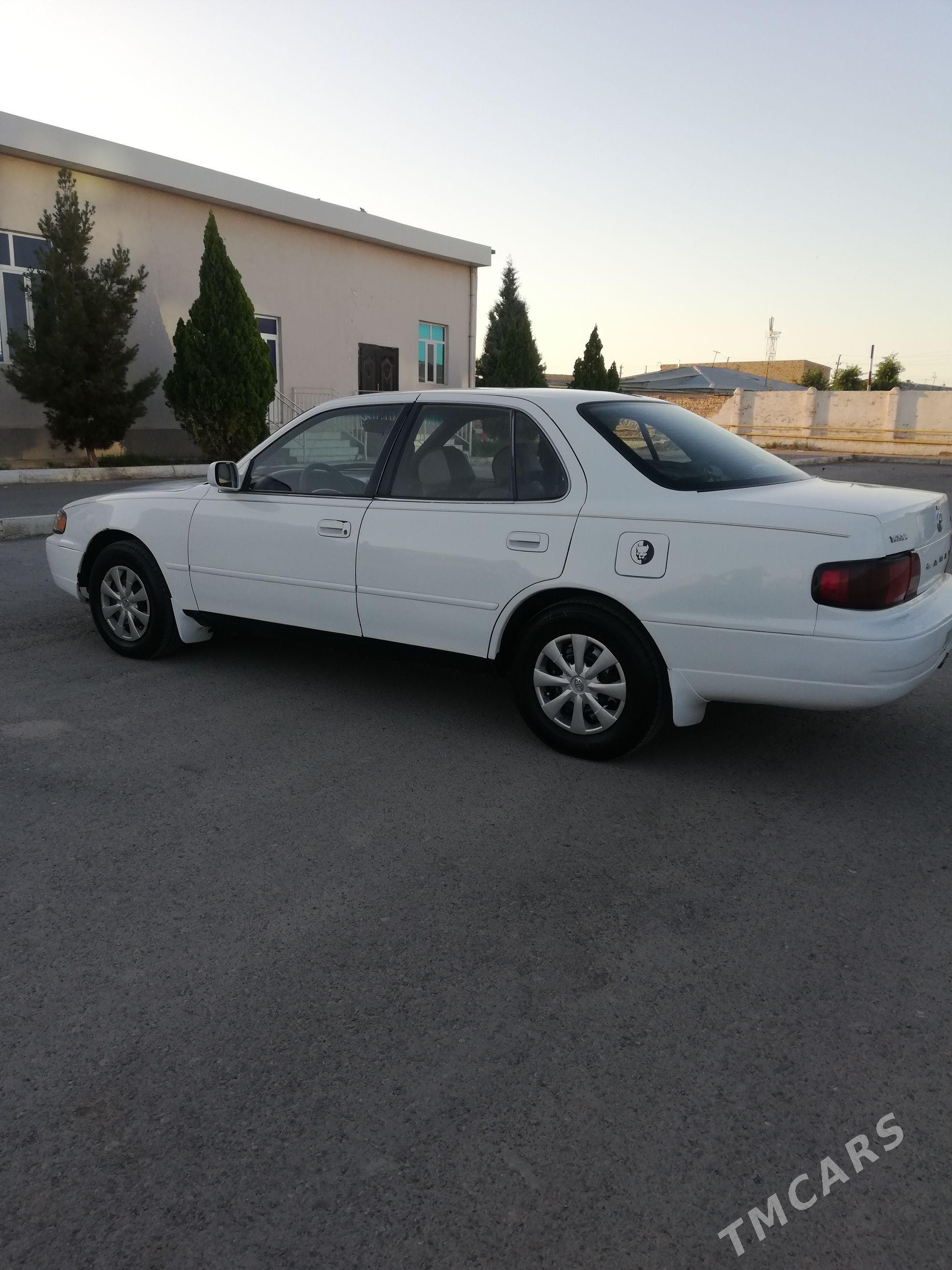 Toyota Camry 1996 - 106 000 TMT - Туркменабат - img 1