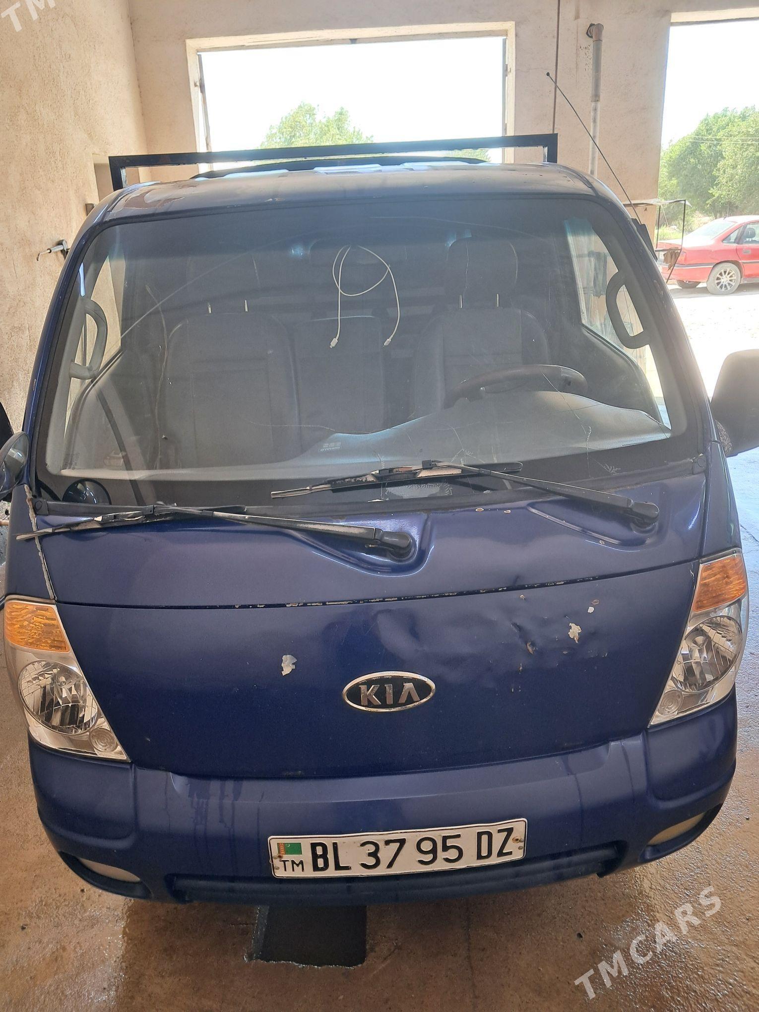 Kia Bongo 2008 - 130 000 TMT - Гурбансолтан Едже - img 1