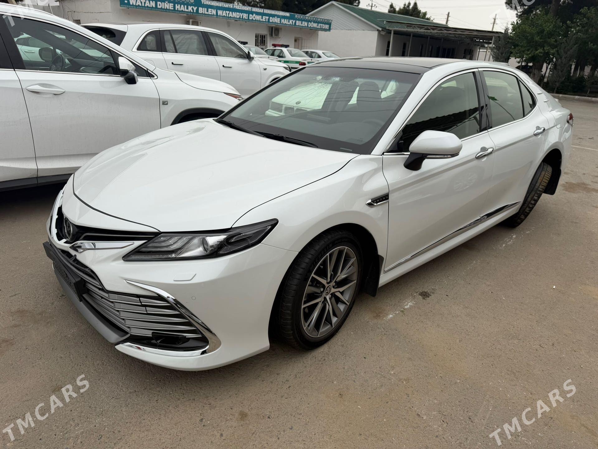 Toyota Camry 2023 - 553 000 TMT - Ашхабад - img 1