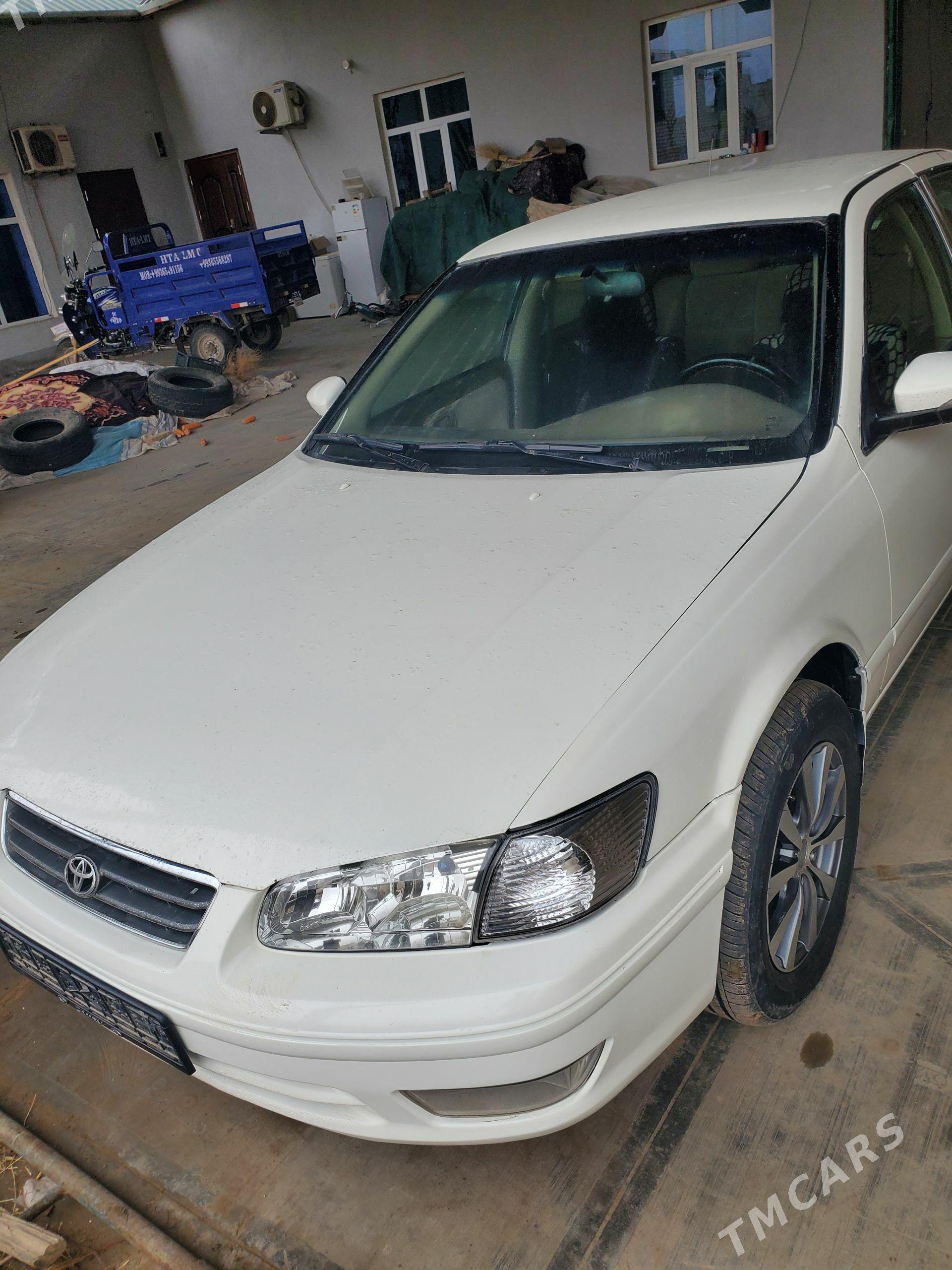 Toyota Camry 1999 - 160 000 TMT - Halaç - img 1