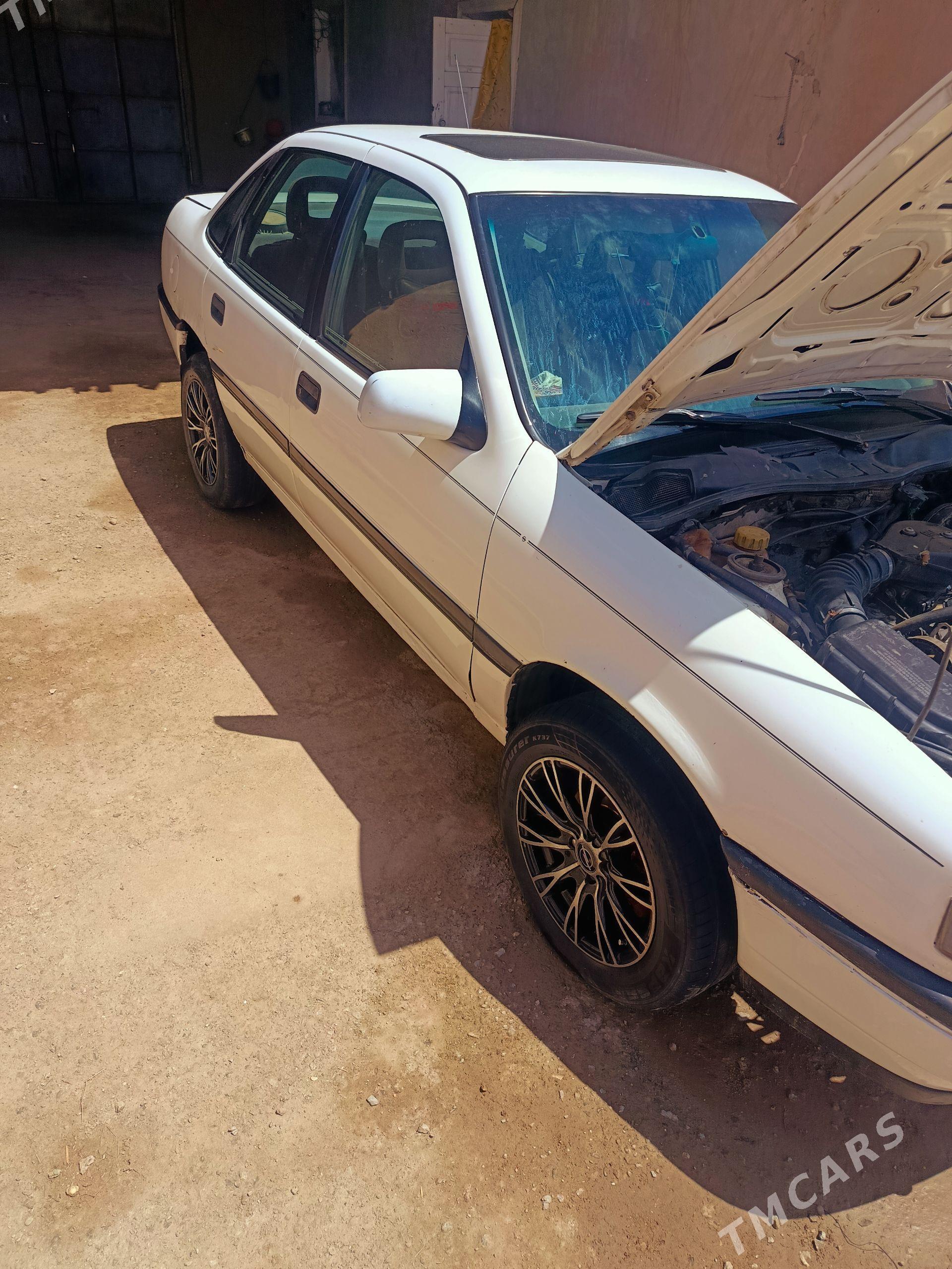 Opel Vectra 1991 - 35 000 TMT - Дашогуз - img 1